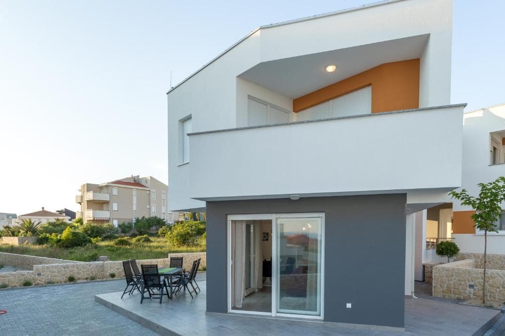 Tomana 6 Apartment Maisonette in Novalja