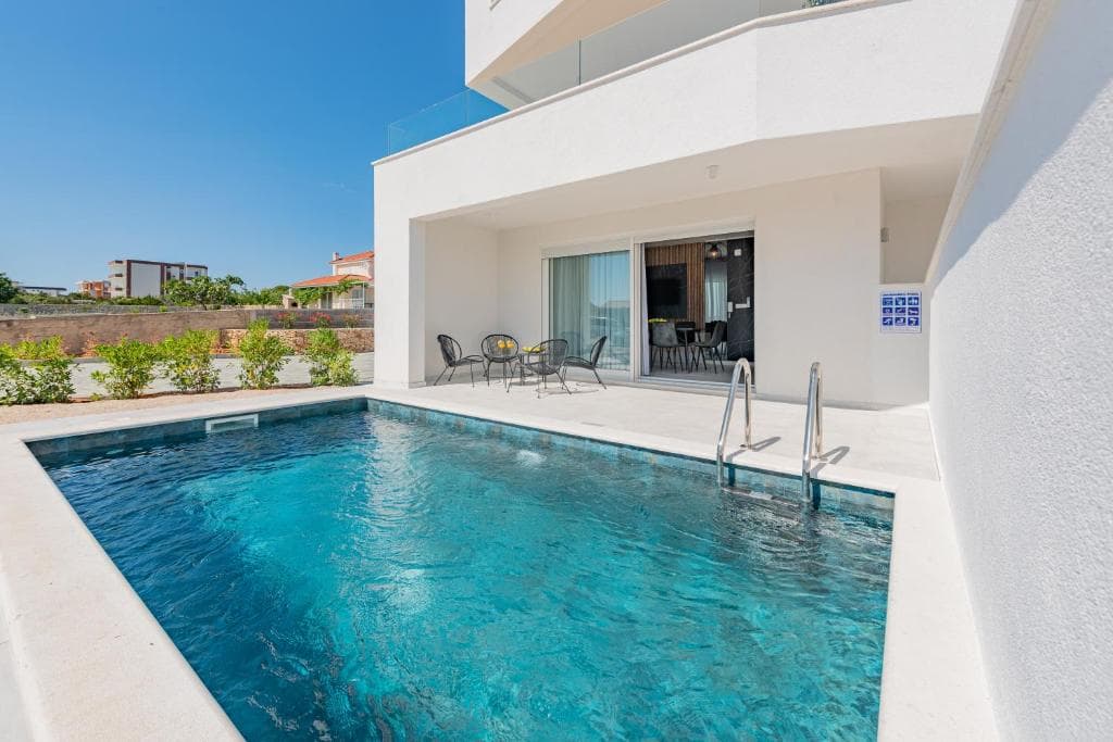 Villa Twins für 18 Personen Ansicht 4