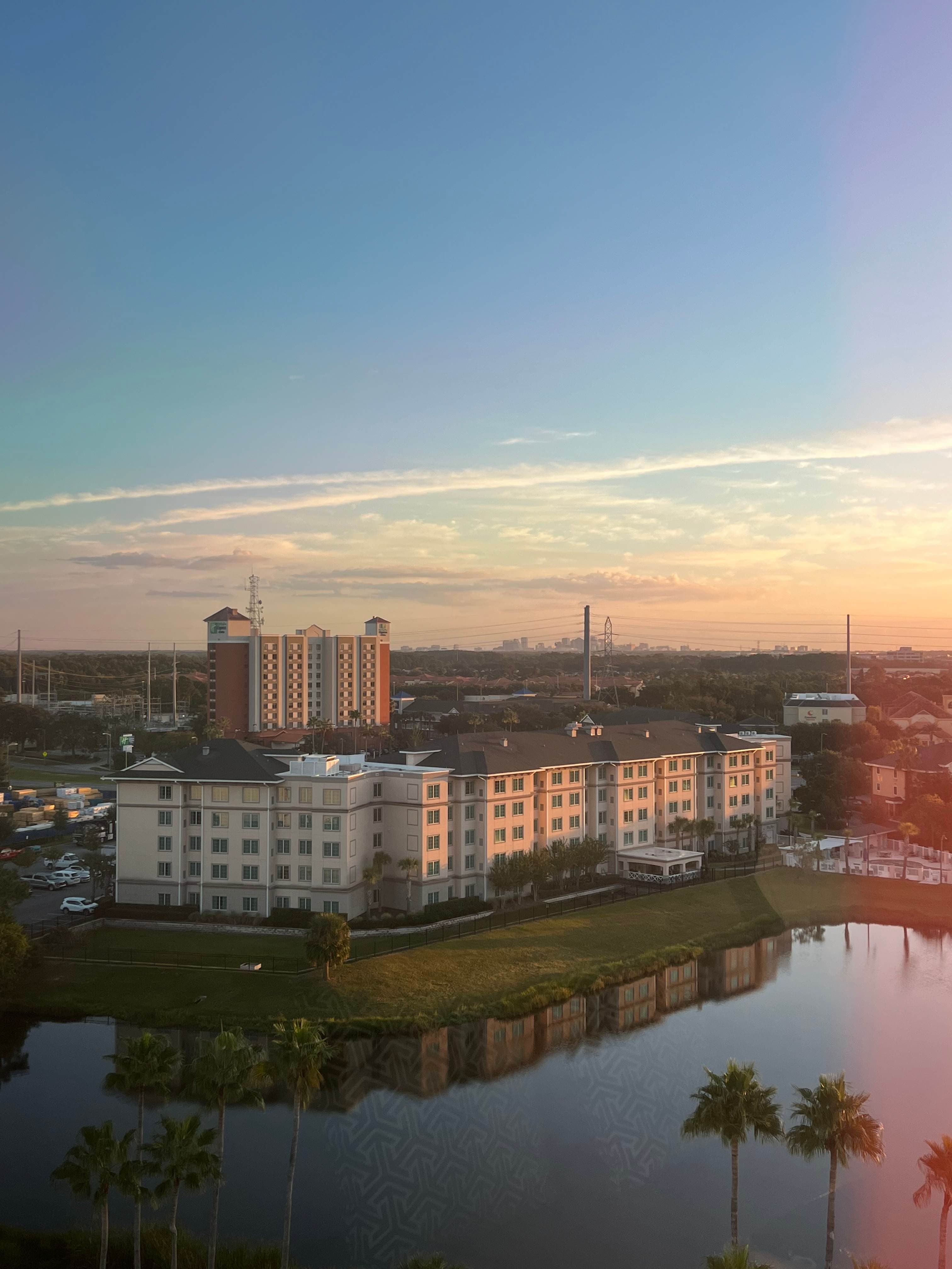 Doubletree Hotel at the Entrance to Universal Orlando Ansicht 10