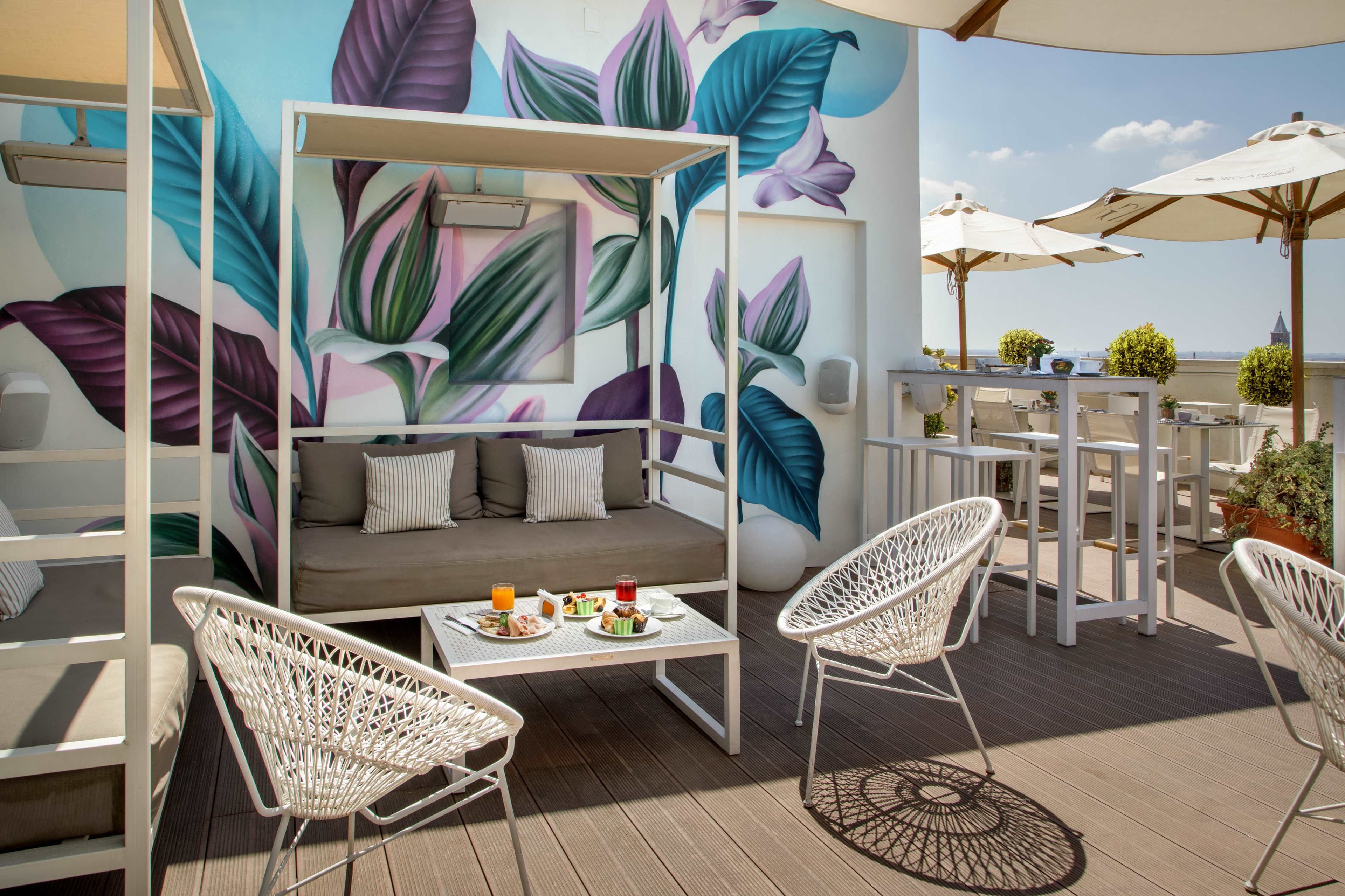 The Independent Hotel Ansicht 5