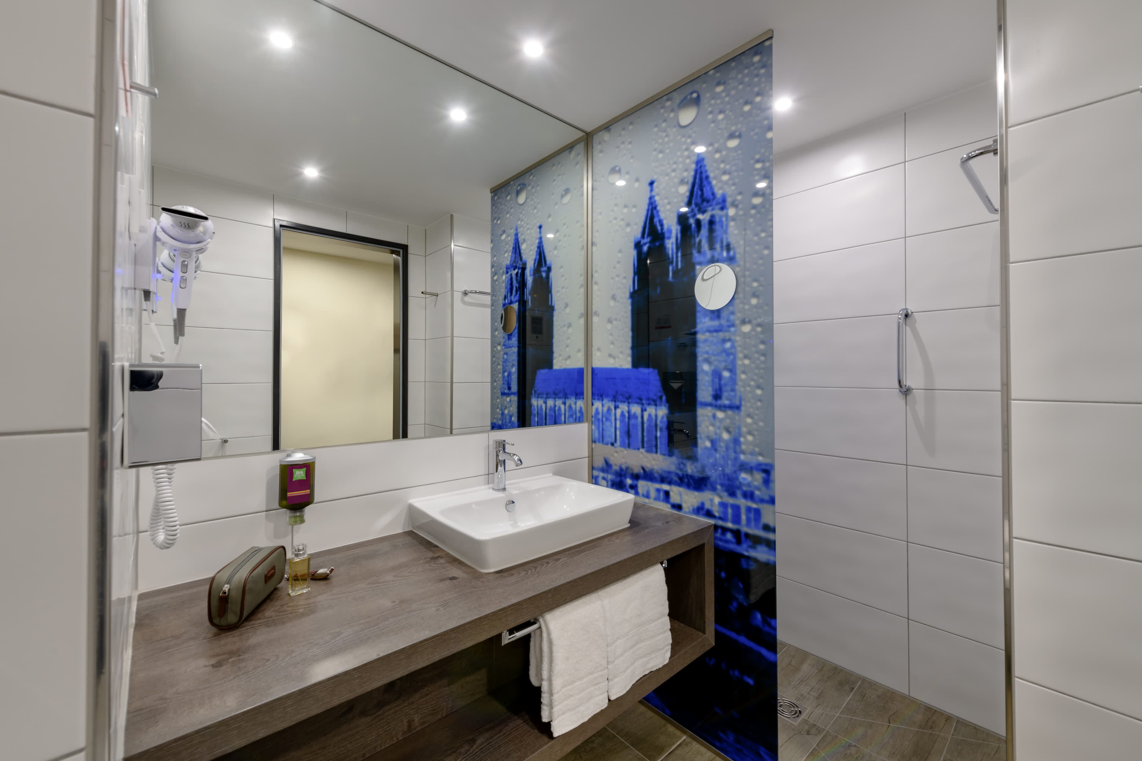 ibis Styles Magdeburg Ansicht 5