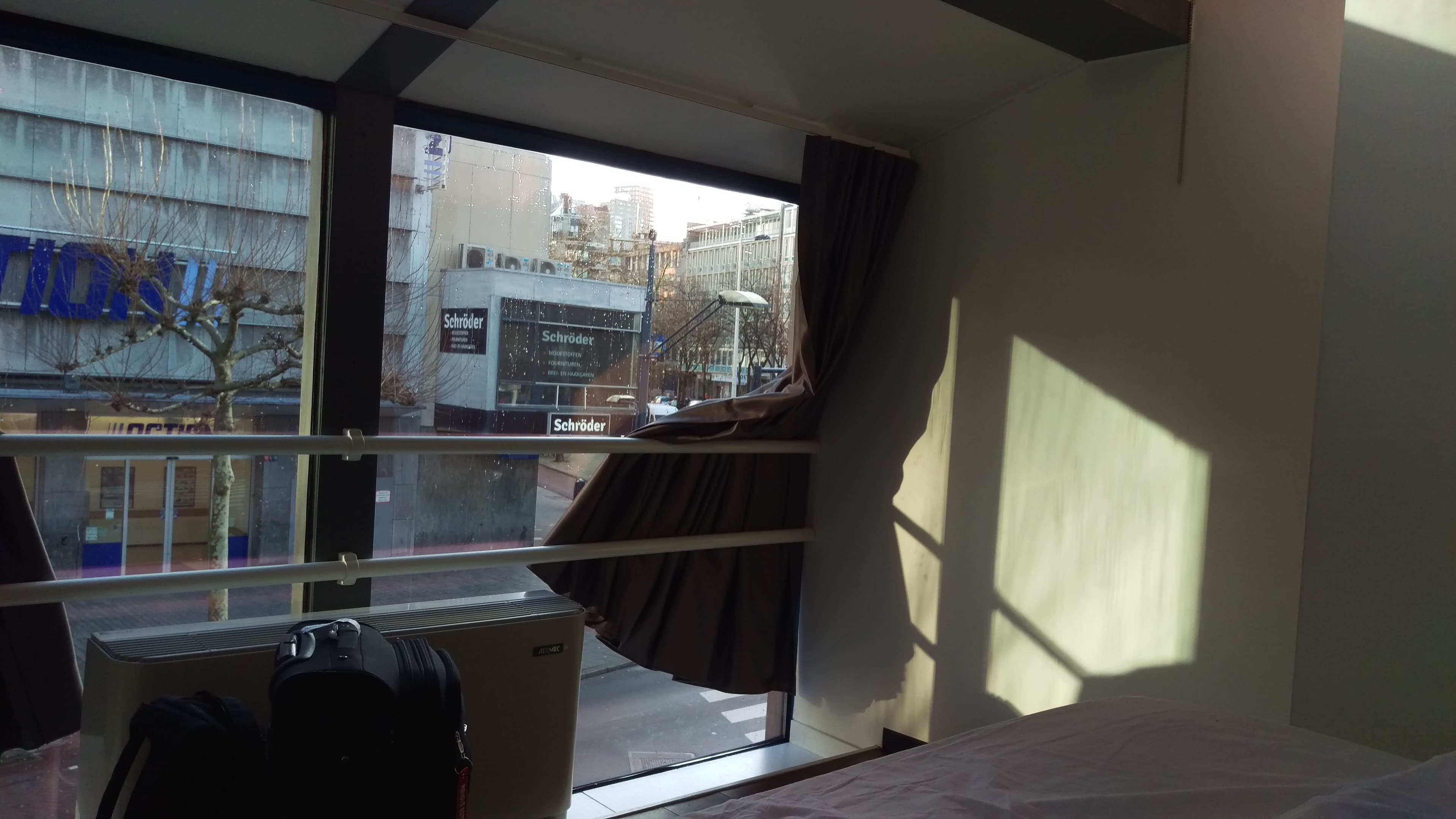 easyHotel Rotterdam City Centre Ansicht 2