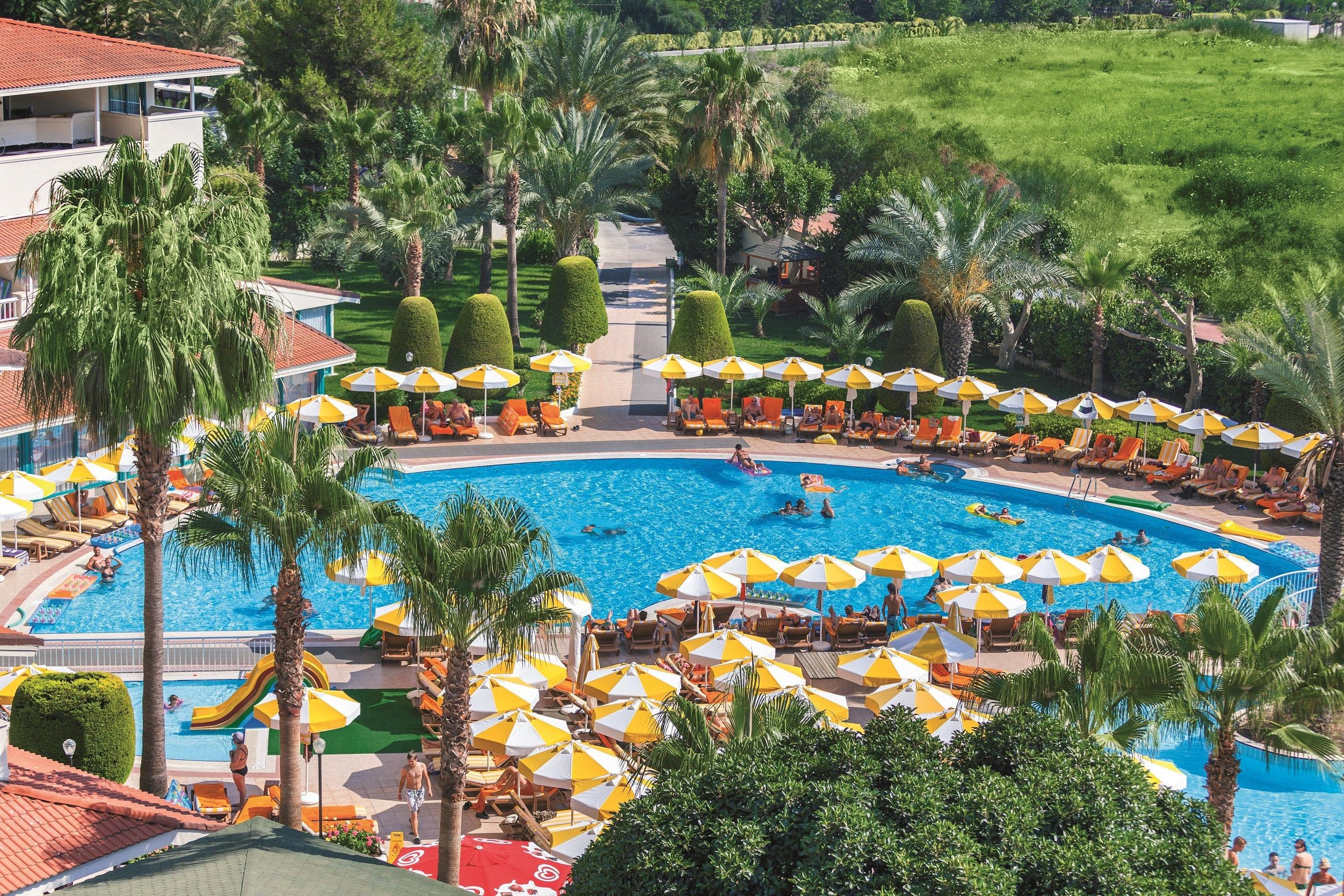 Febeach Hotel