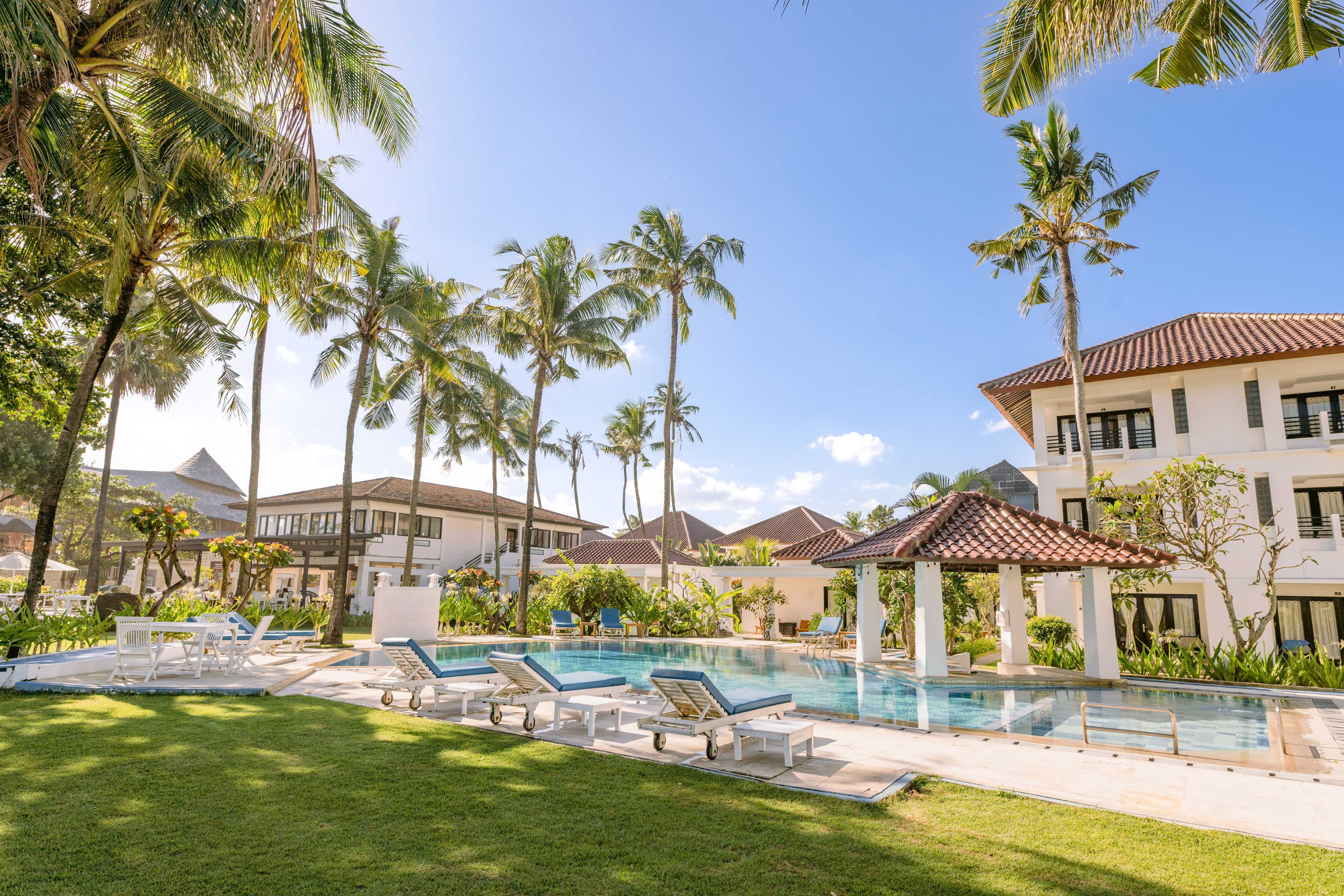 Hotel Legong Keraton Beach