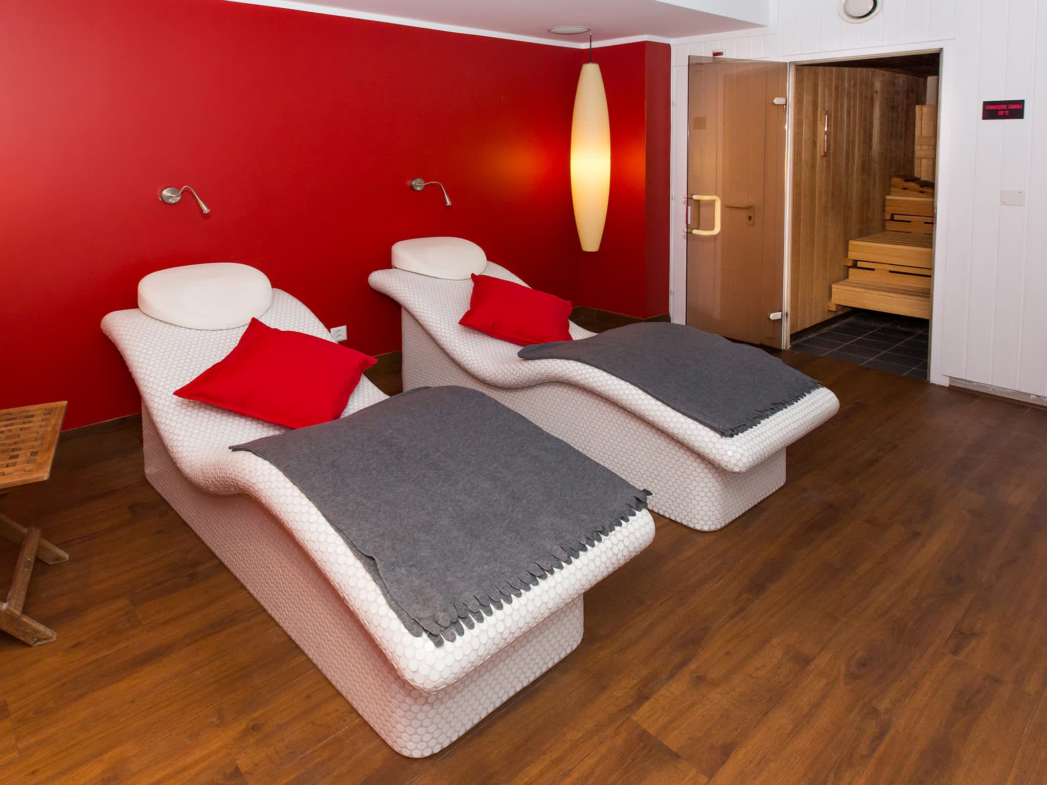 DORMERO Hotel Zürich Airport Ansicht 7