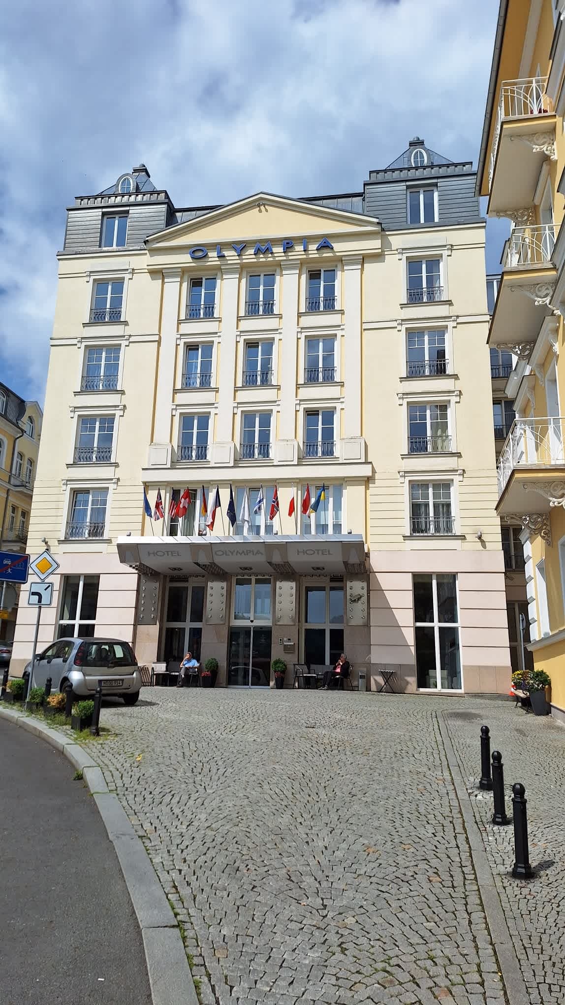 Hotel Olympia Ansicht 3