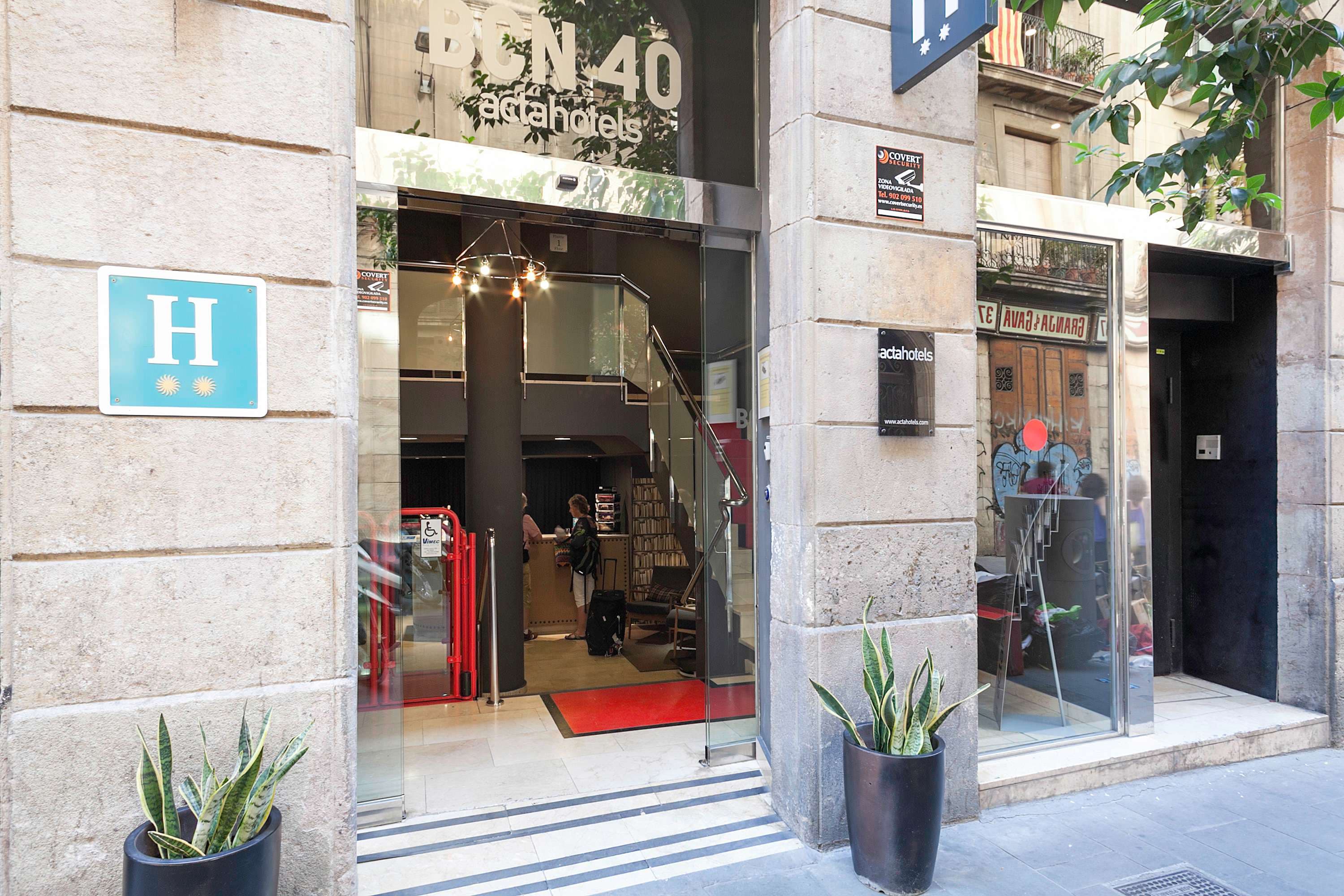Hotel Acta BCN 40 Ansicht 2
