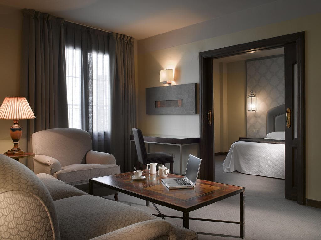 Hotel Macia Alfaros Ansicht 5