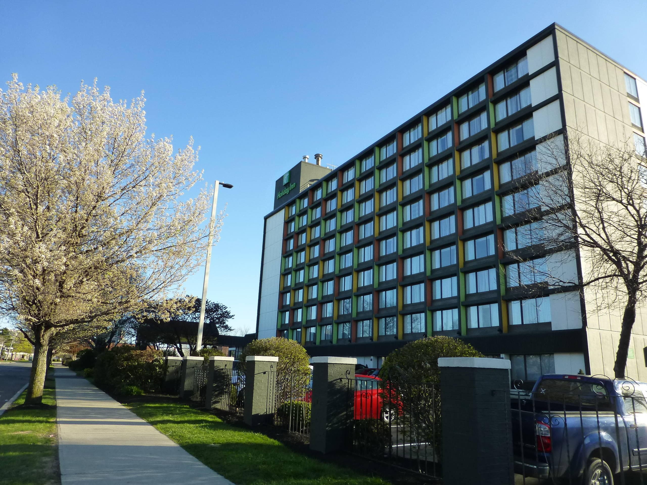 Hotel Holiday Inn Boston-Bunker Hill Ansicht 2
