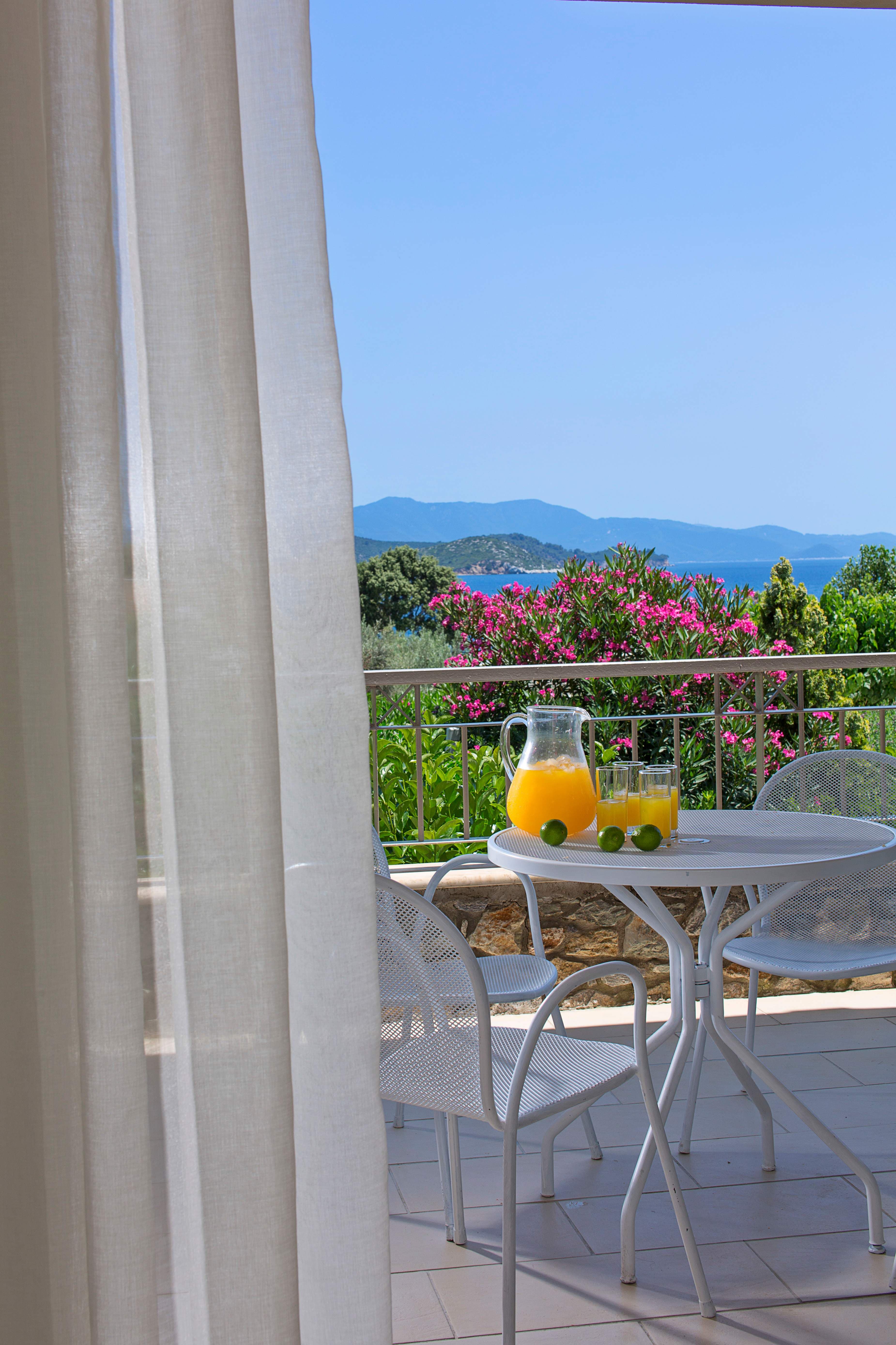 Kassandra Bay Resort, Suites & Spa