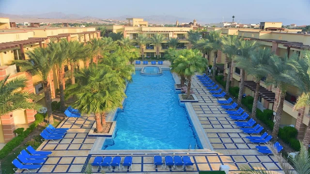 Sea Beach Edge by Rotana Ansicht 10
