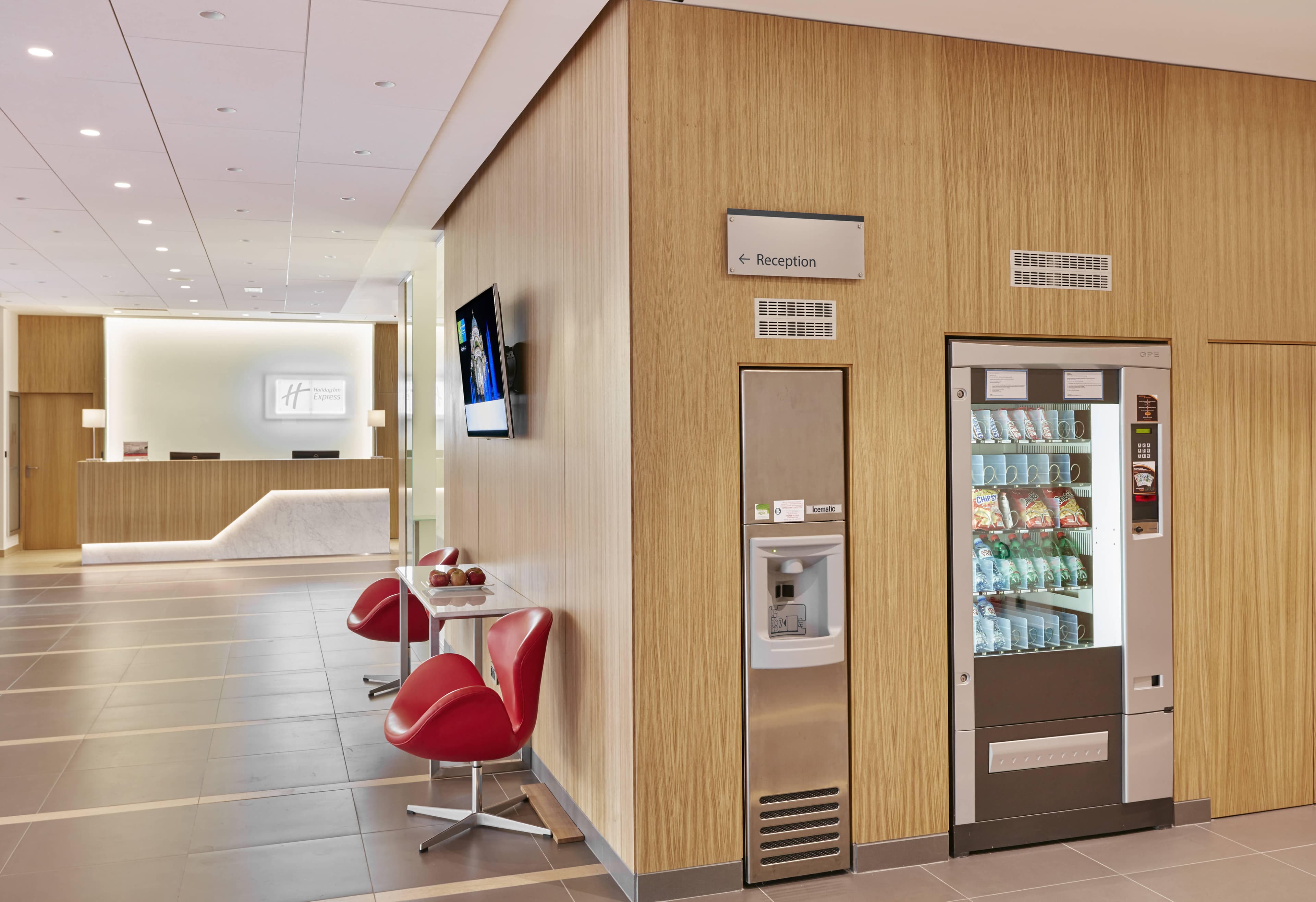 Holiday Inn Express Belgrade - City Ansicht 6