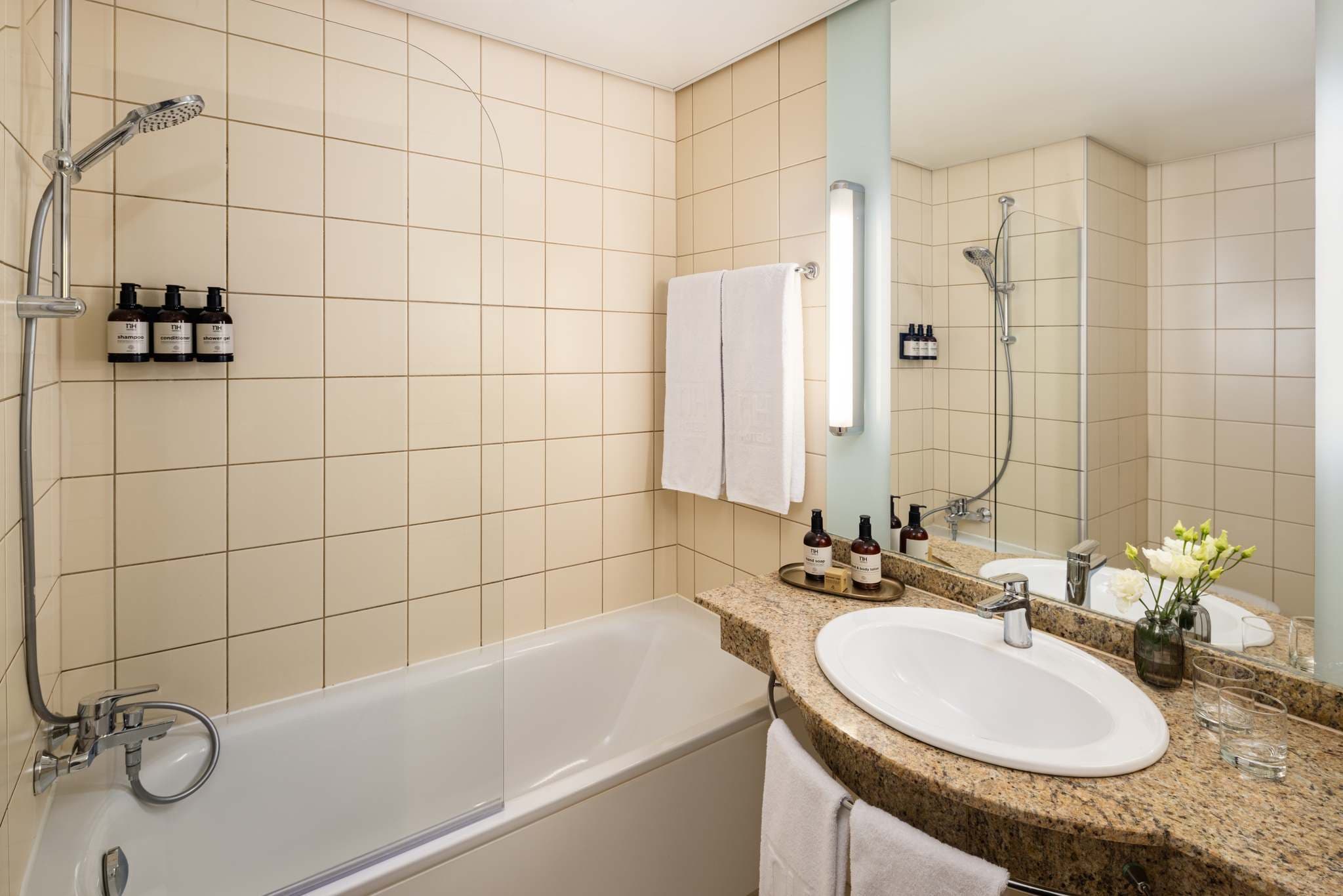 Hotel NH Budapest City Ansicht 6