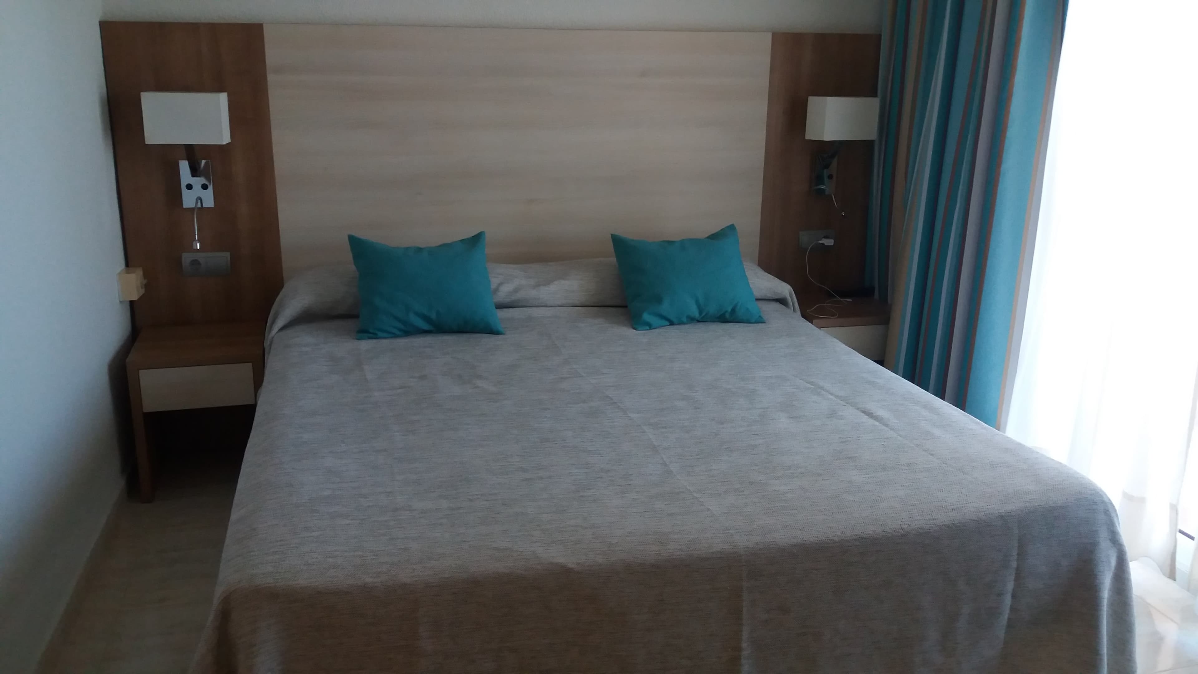 Invisa Hotel Club Cala Blanca Ansicht 4