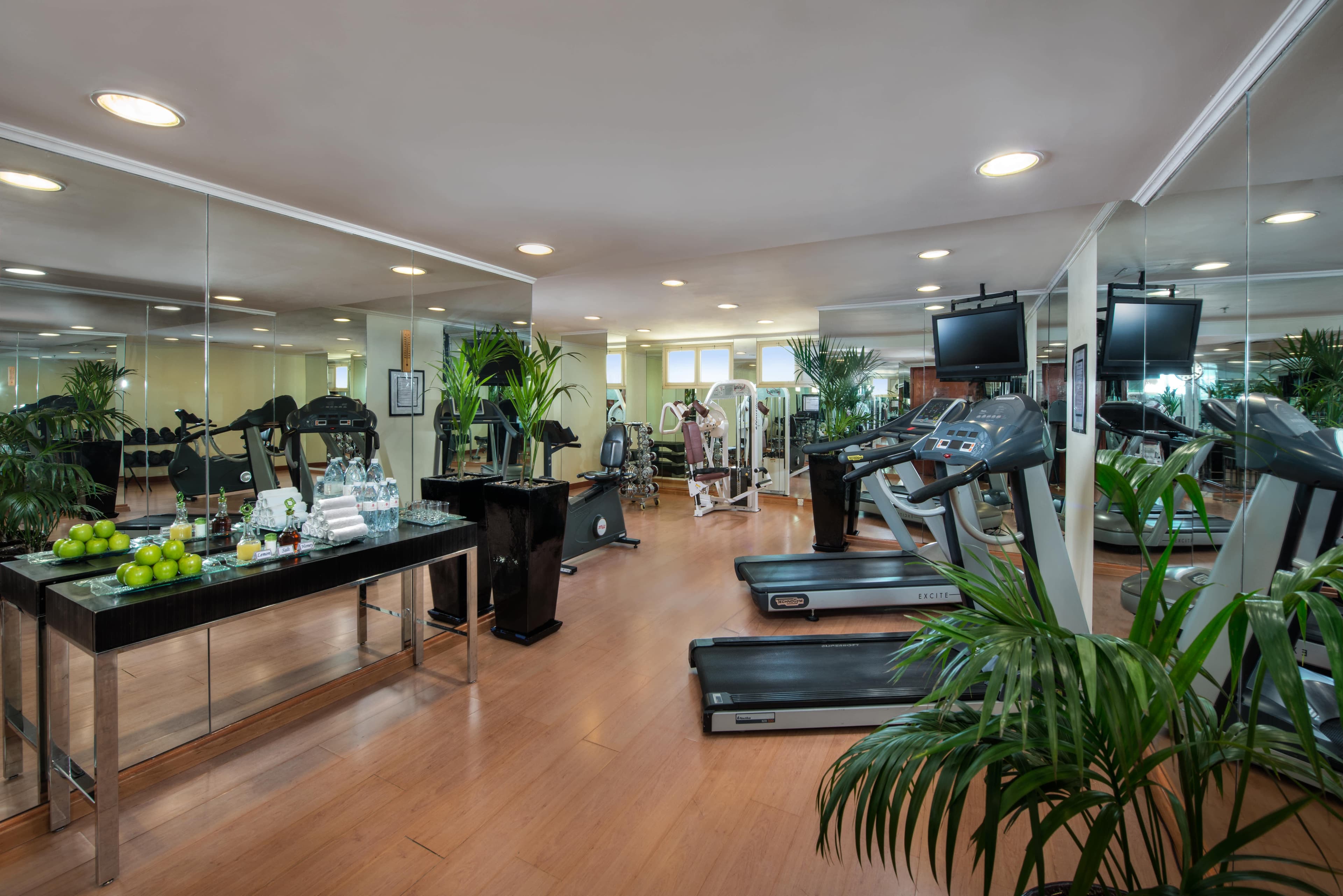 Savoy Central Hotel Apartments Ansicht 7
