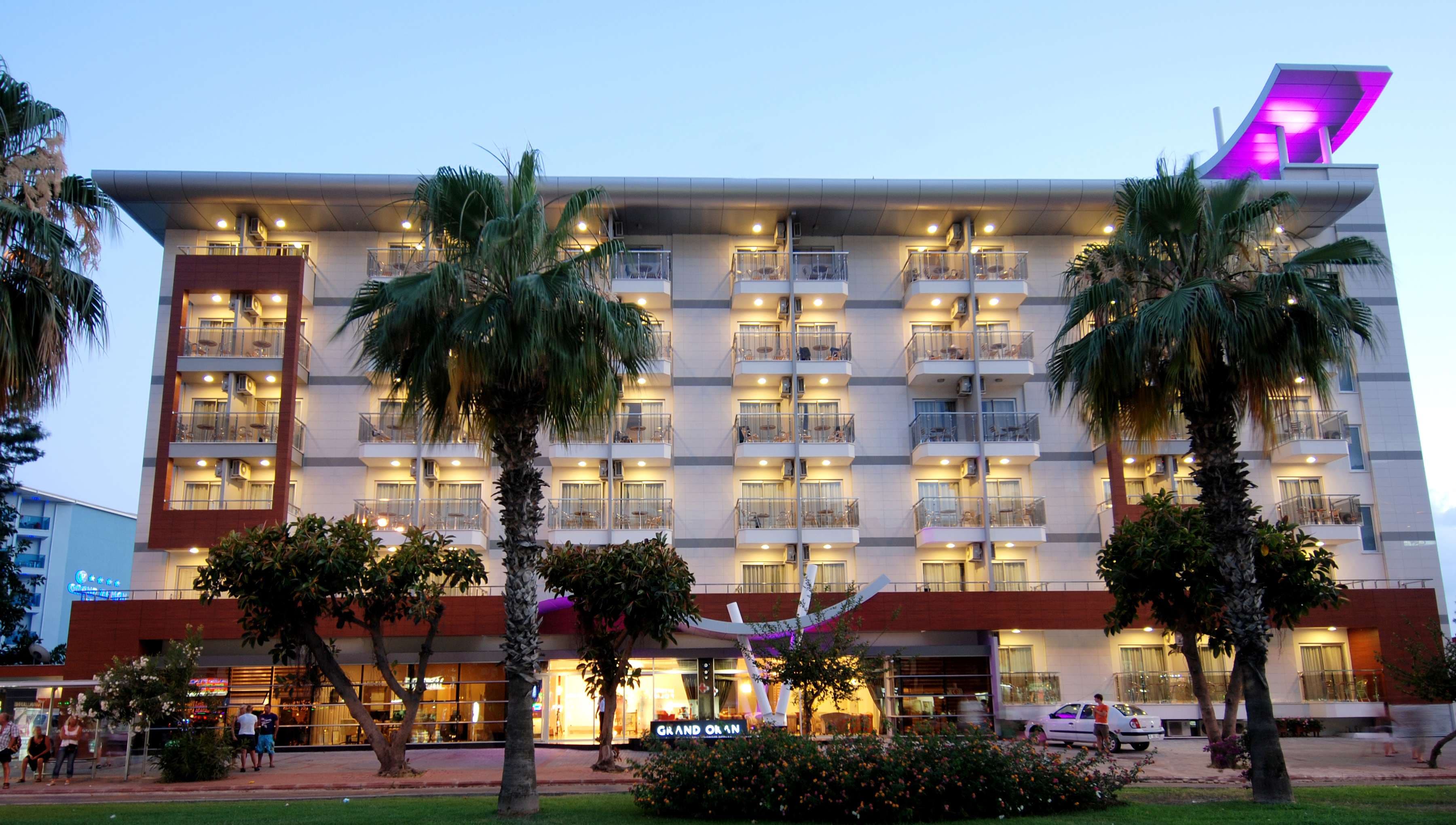 Hotel Grand Okan Ansicht 2