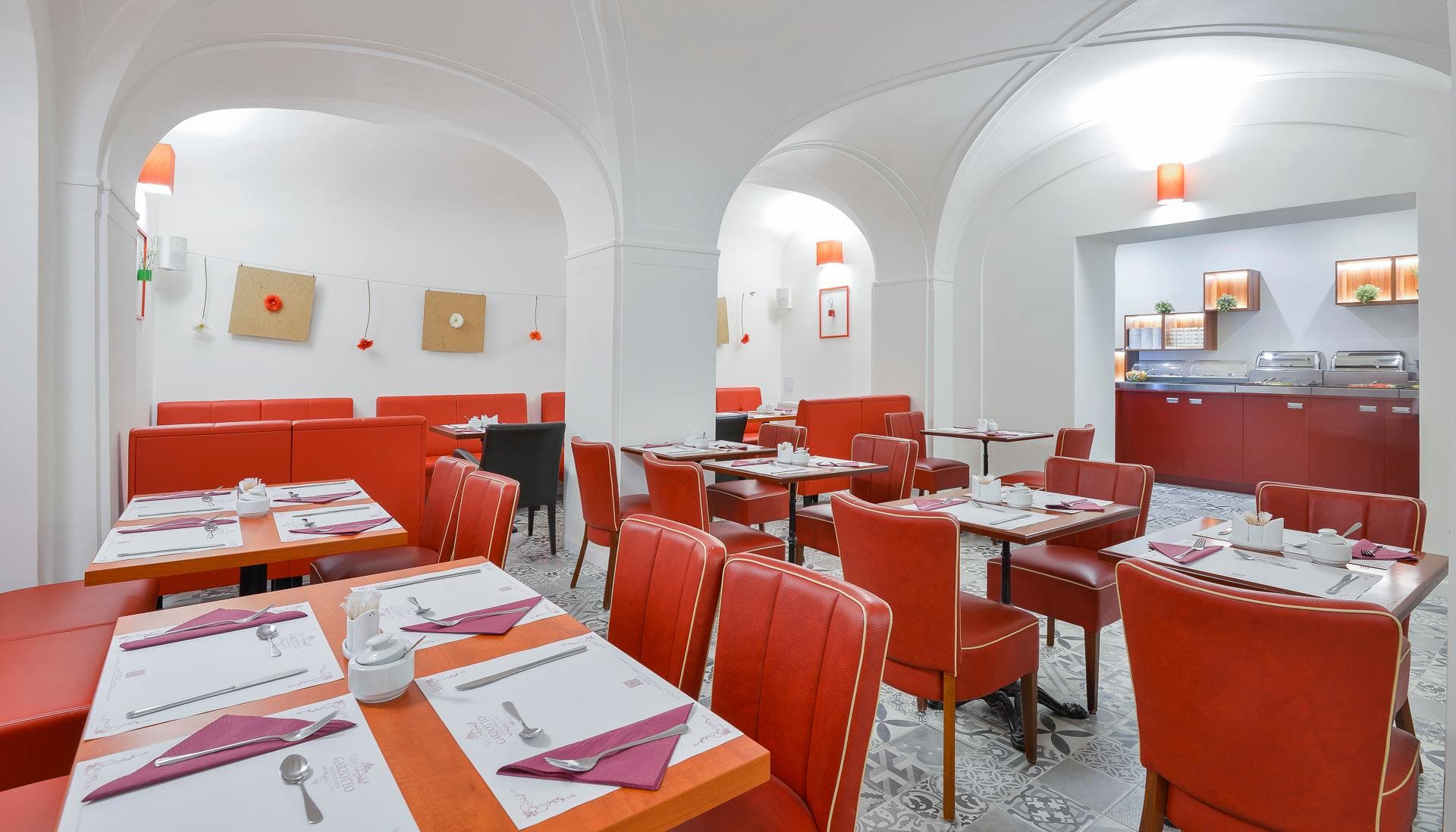 Hotel Garden Court Ansicht 8