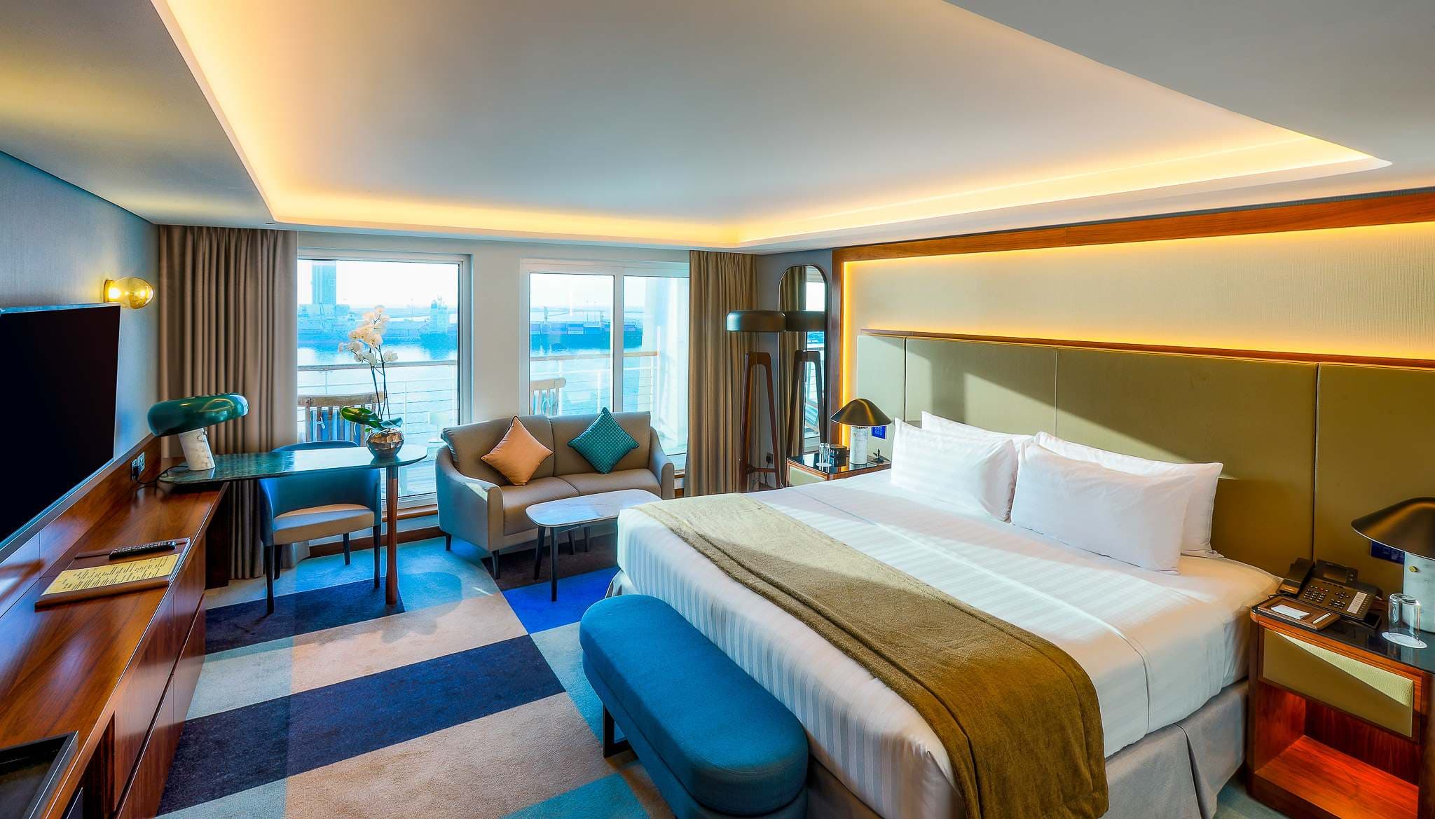 Queen Elizabeth 2 Hotel Ansicht 5
