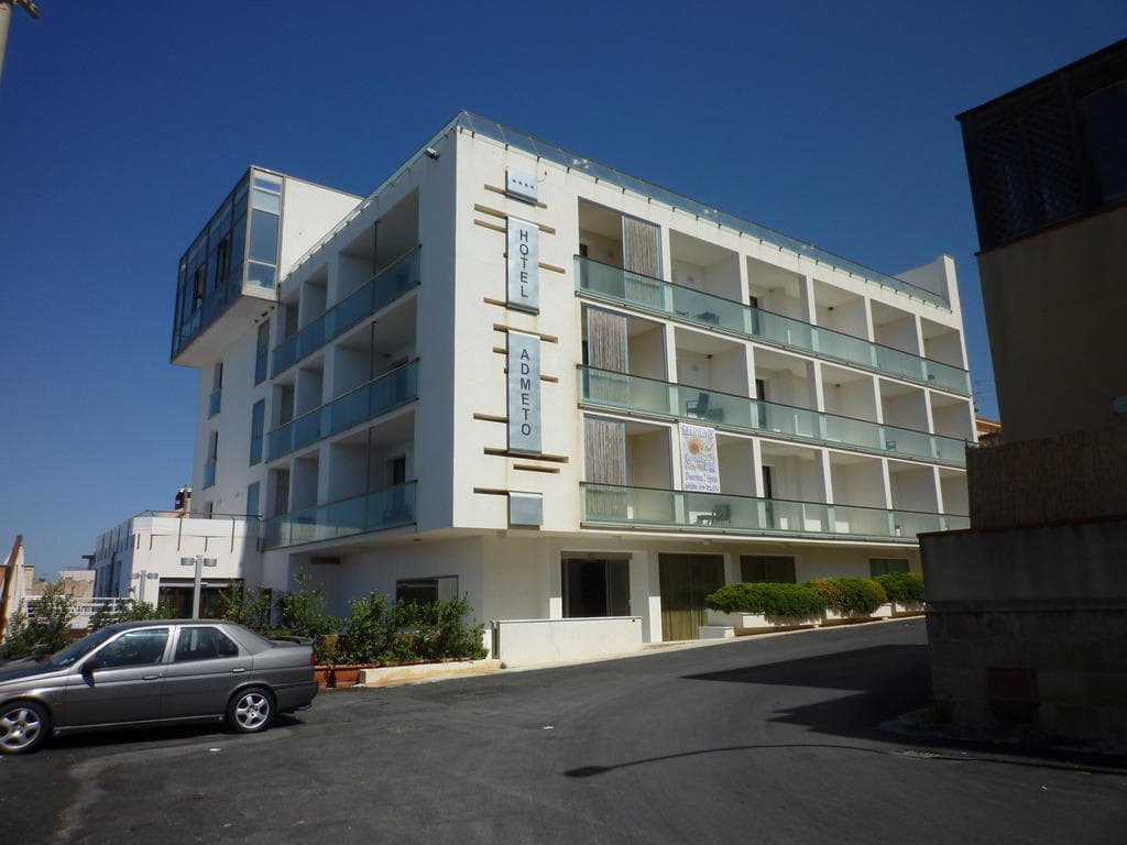 Hotel Admeto Ansicht 2