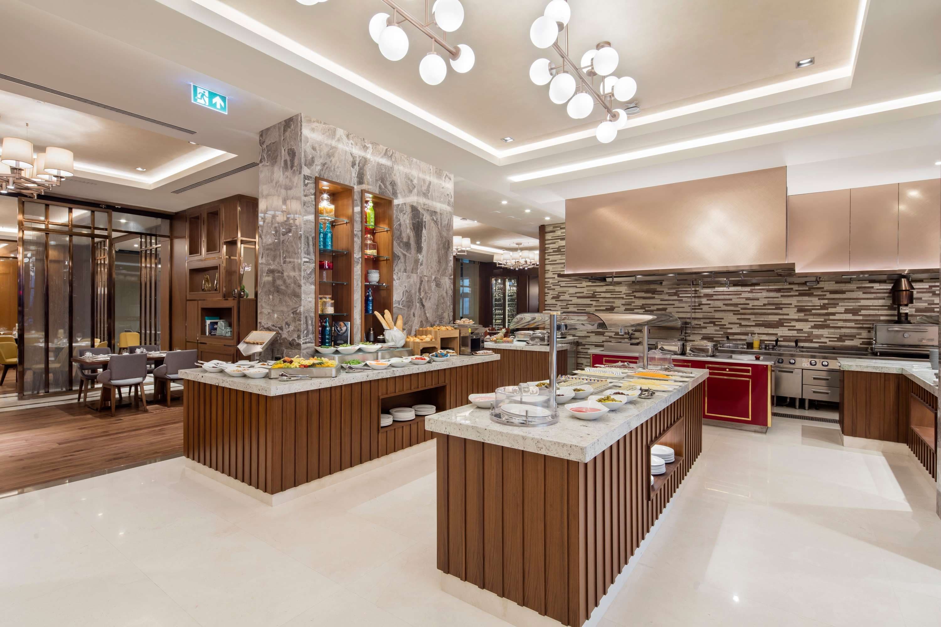 DoubleTree by Hilton Skopje Ansicht 7
