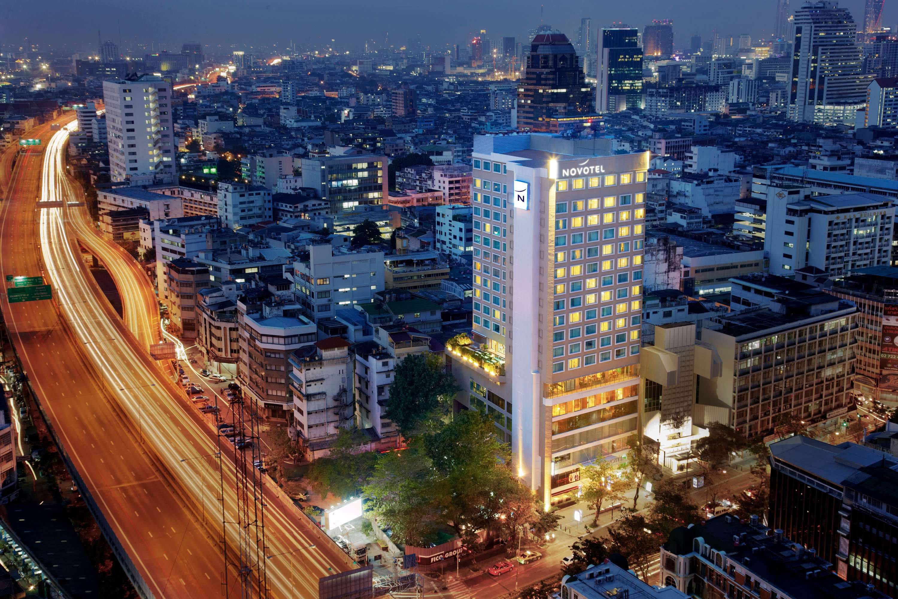 Hilton Garden Inn Bangkok Silom Ansicht 2