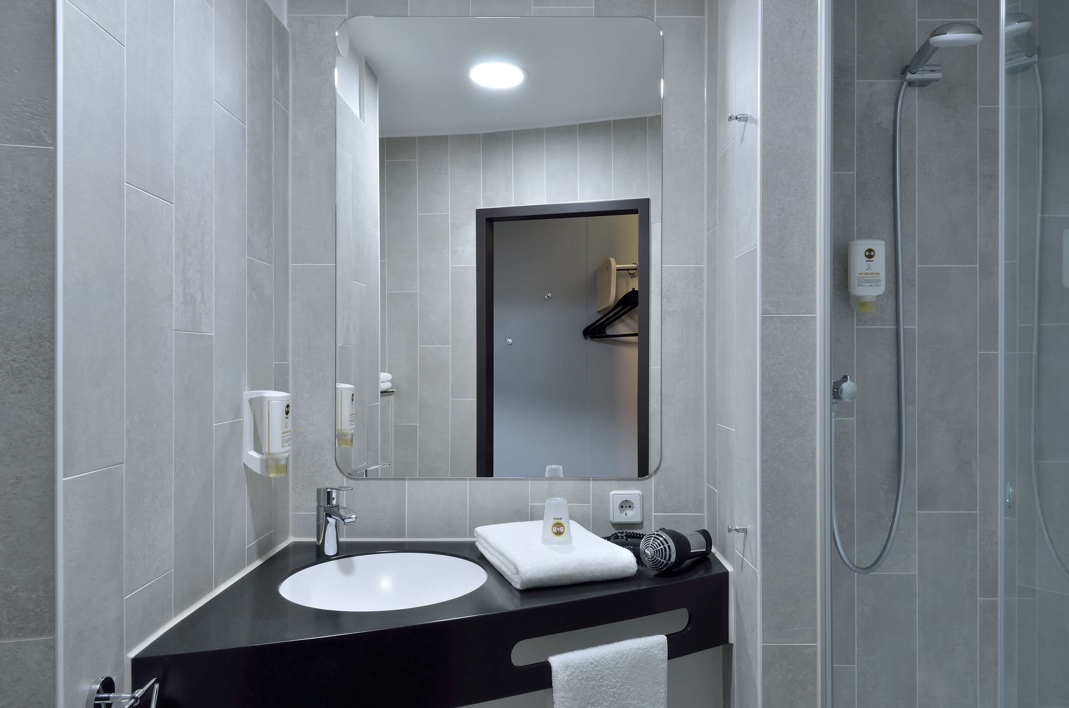 B&B Hotel Düsseldorf-Hbf Ansicht 2