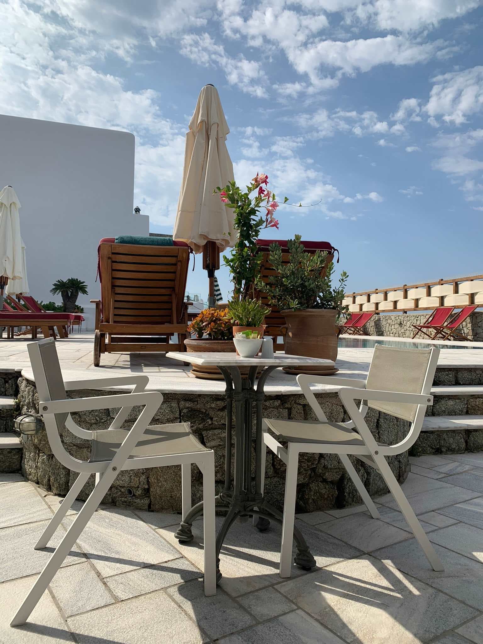 Pelican Bay Art Hotel