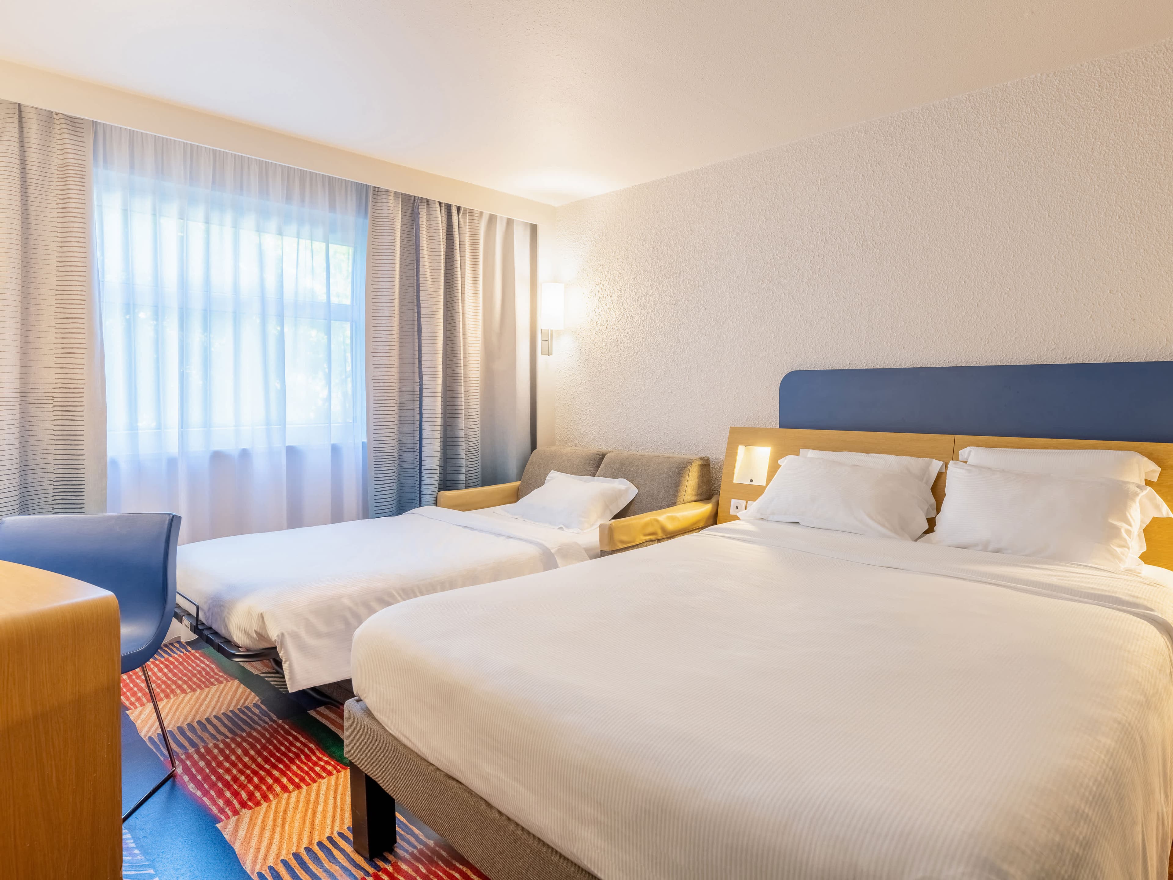 B&B Hôtel Lyon Nord Ansicht 4