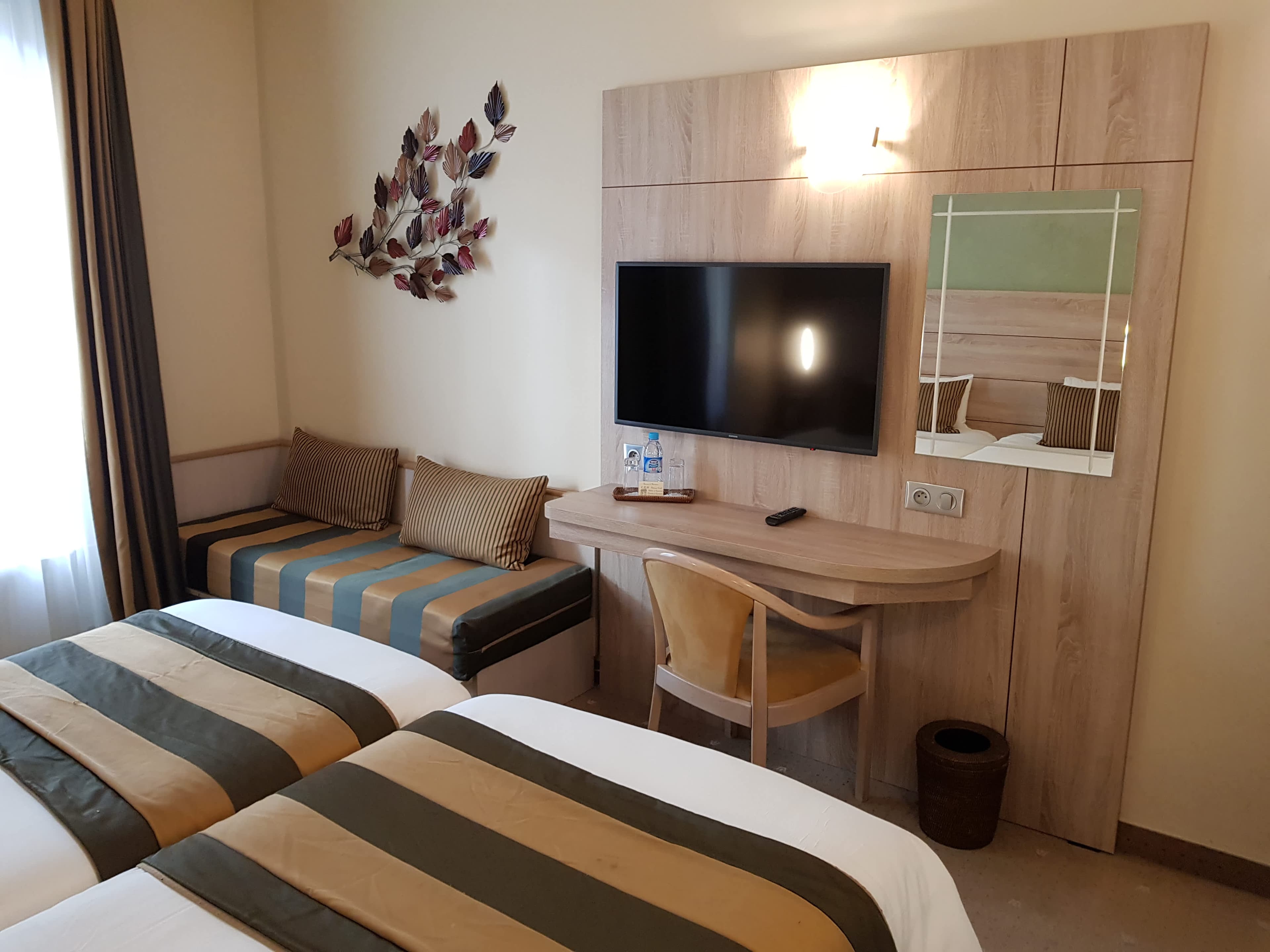 Hotel Champerret Elysees Ansicht 2
