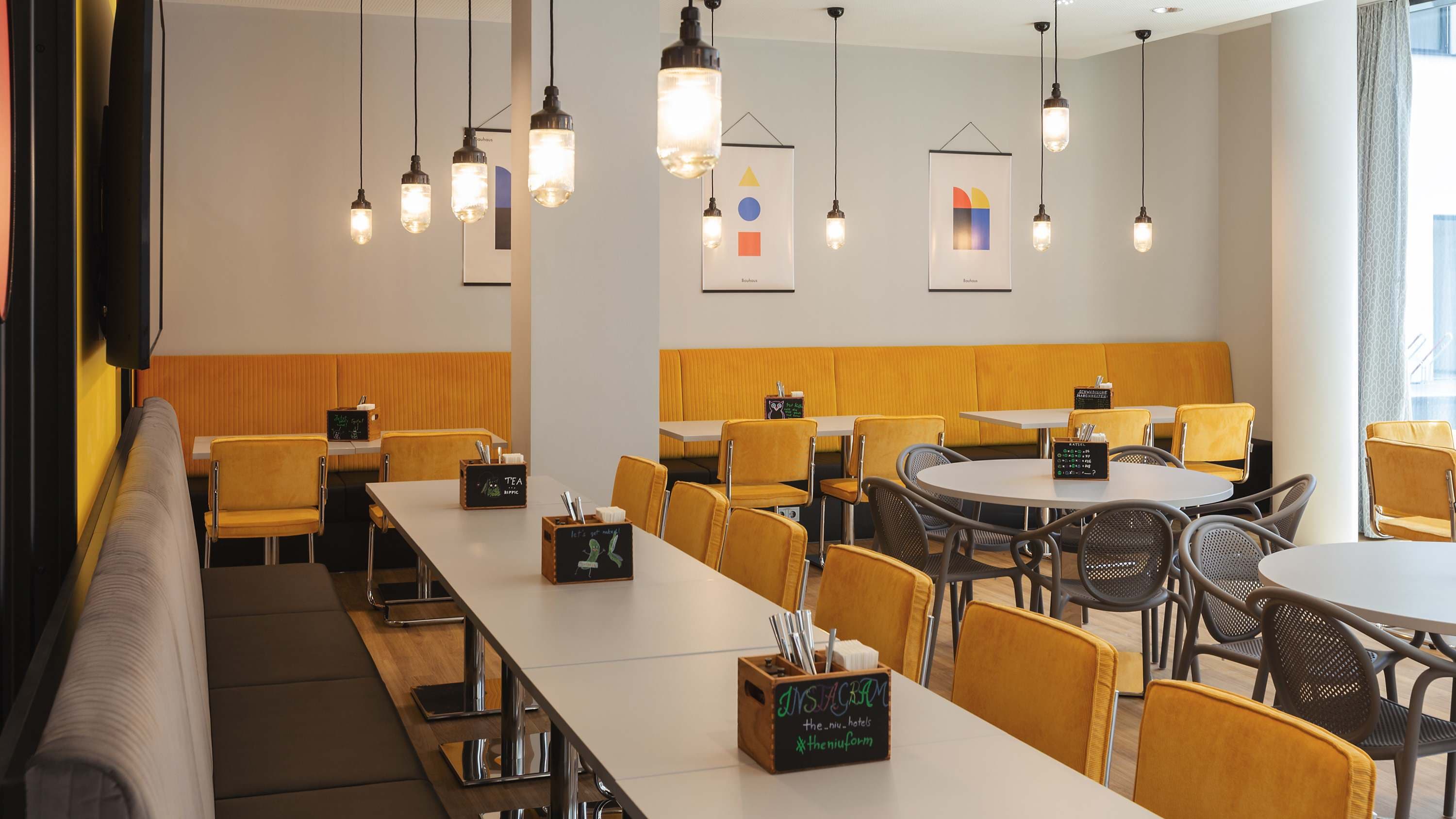 Holiday Inn - the niu, Form Stuttgart Feuerbach Ansicht 7