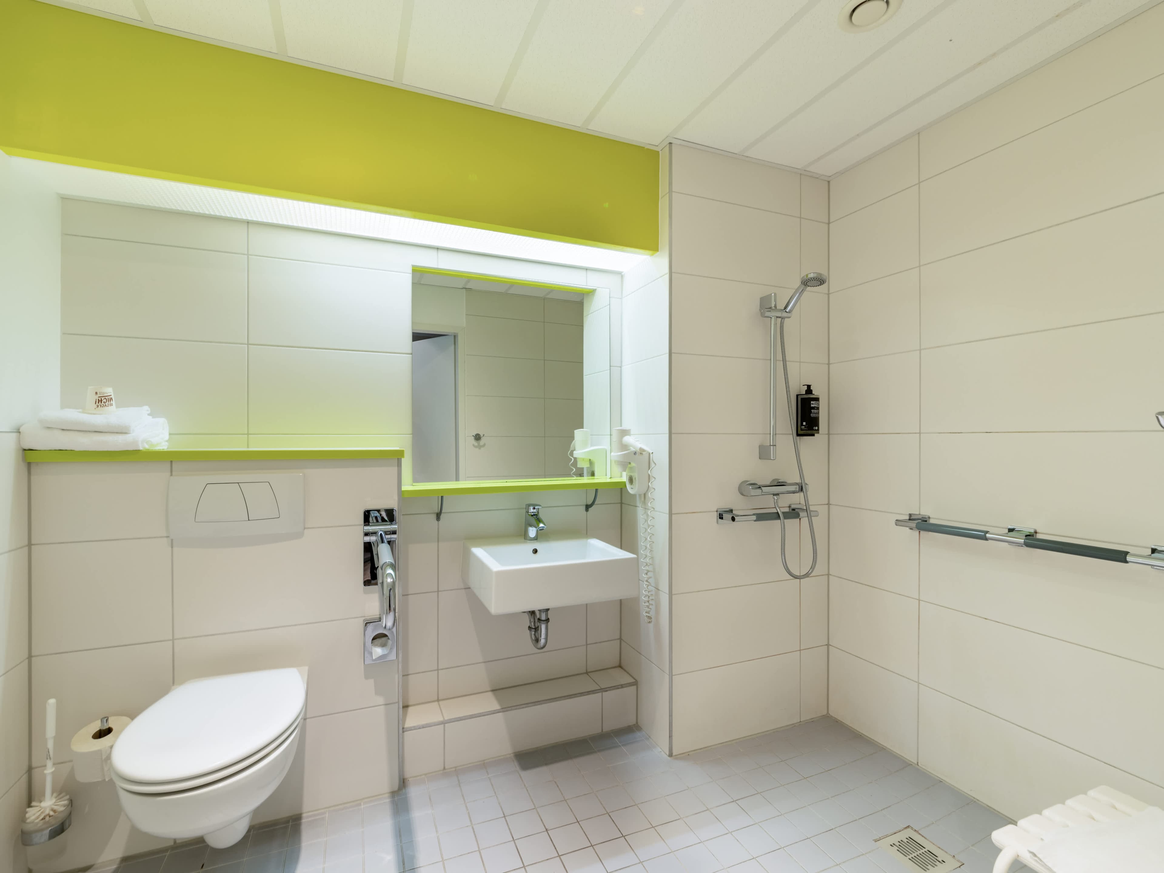 B&B HOTEL Bochum Hbf-Nord Ansicht 3