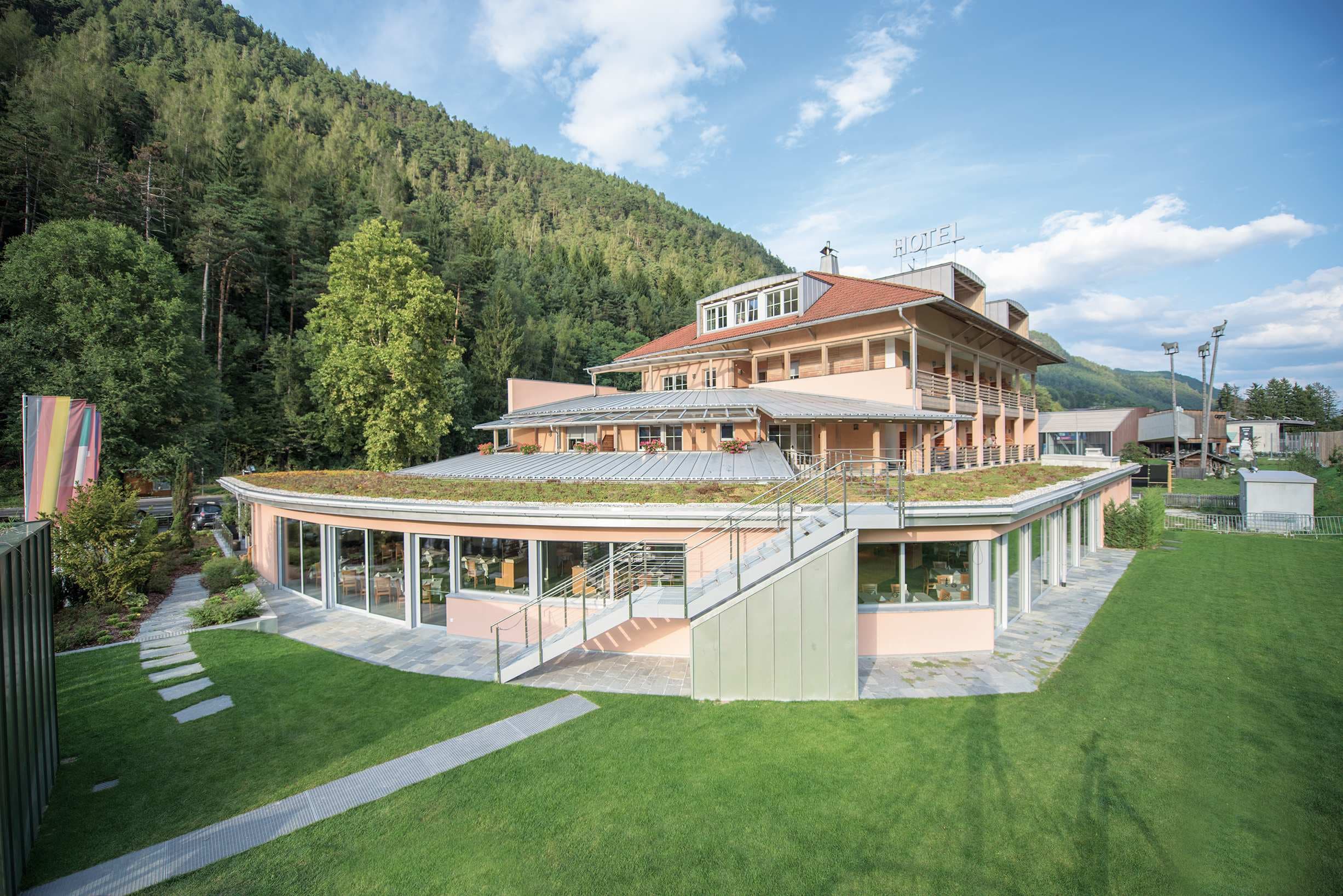 Aktiv & Genusshotel Lodenwirt Ansicht 2