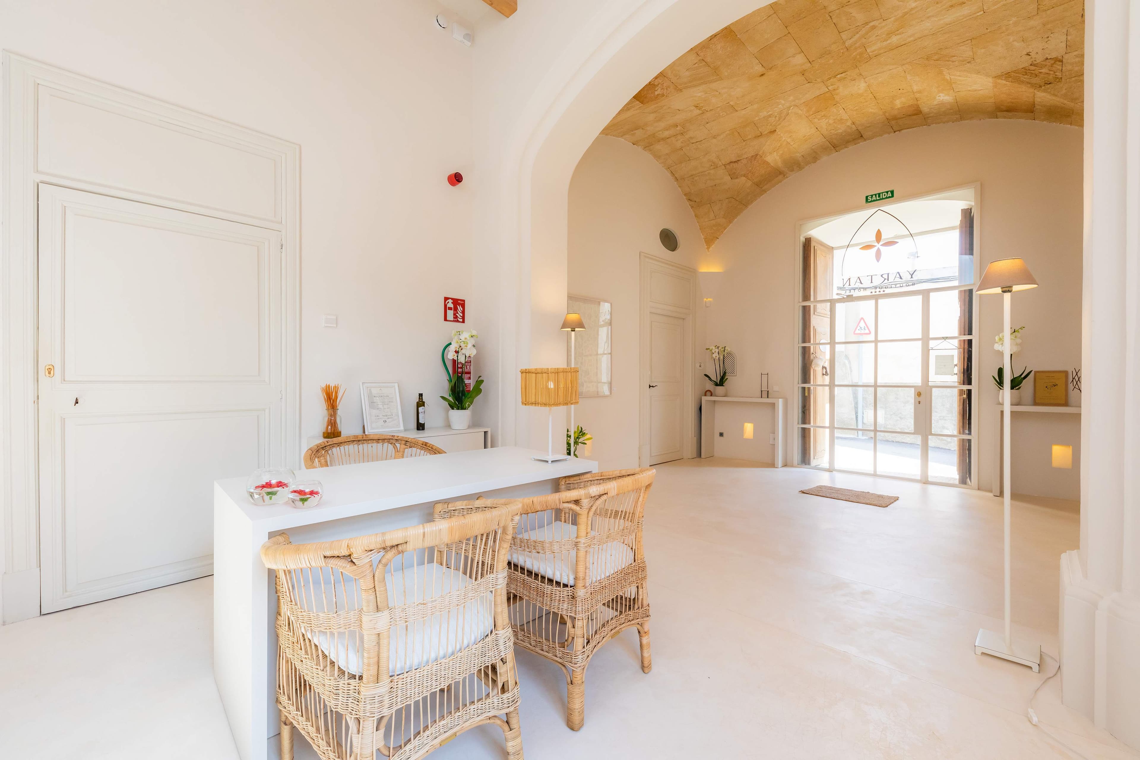 Yartan Boutique Hotel - Adults Only Ansicht 9