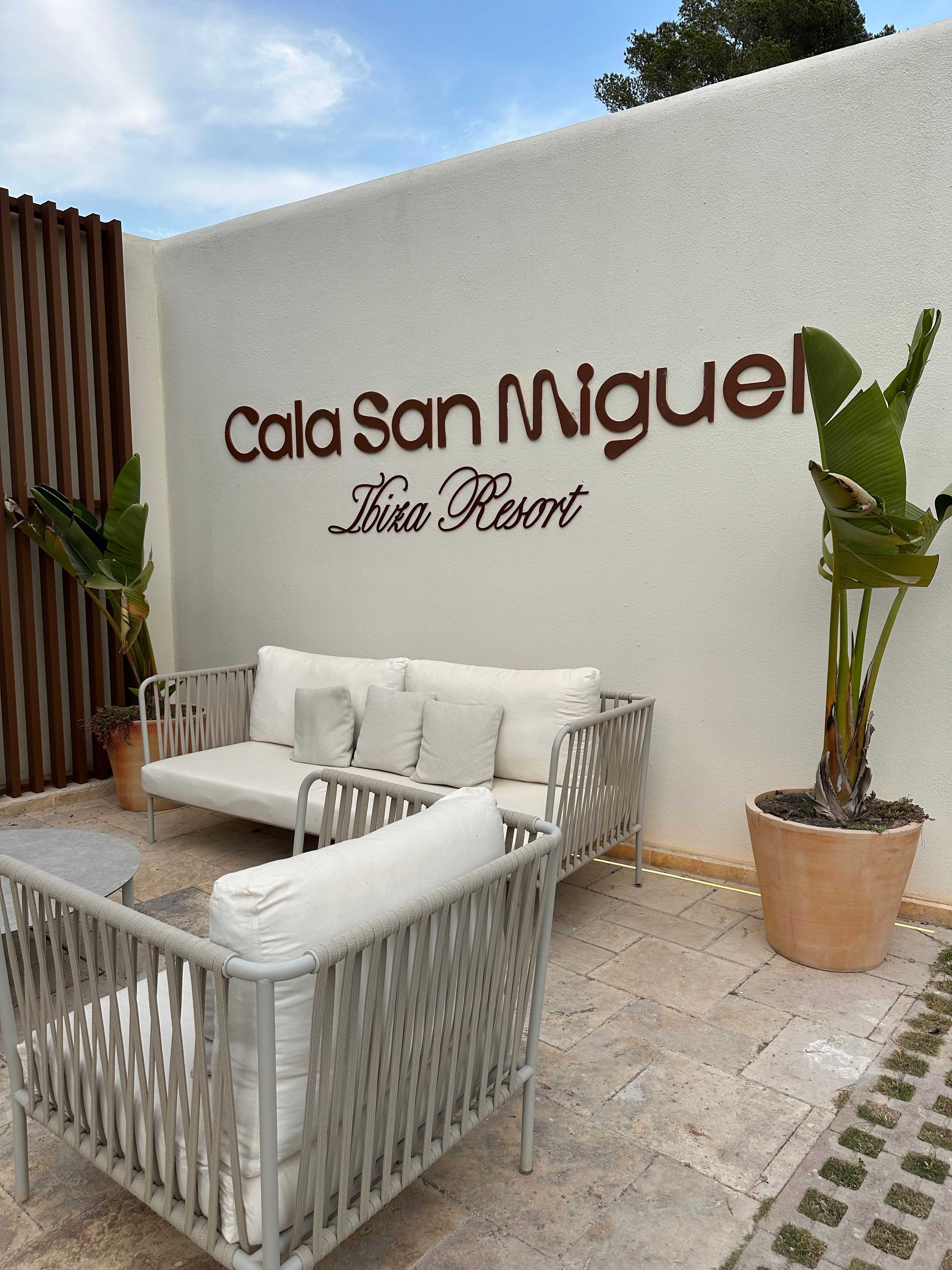 Cala San Miguel Ibiza Resort, Curio Collection by Hilton Ansicht 2