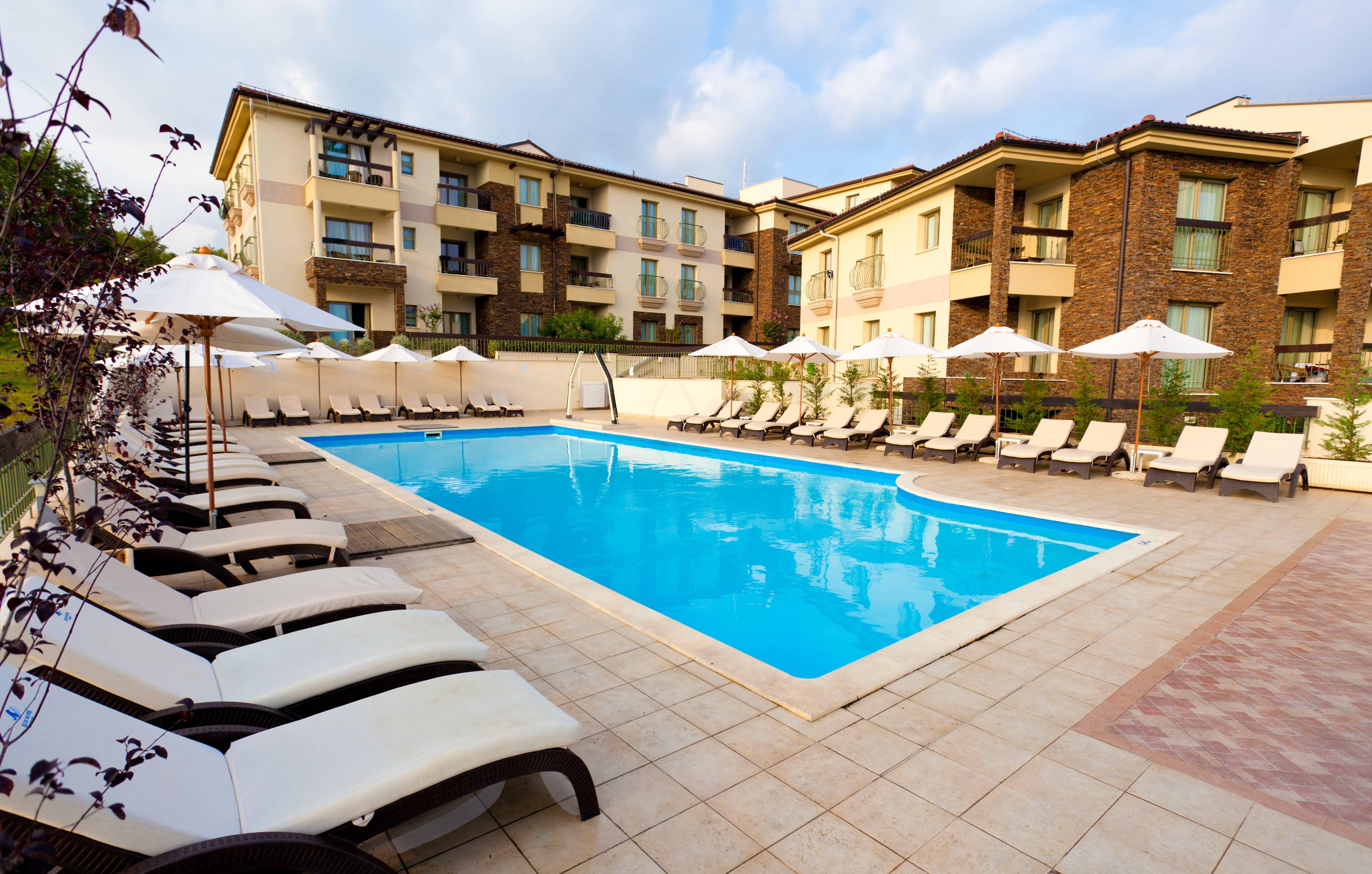 Blue Waves Resort