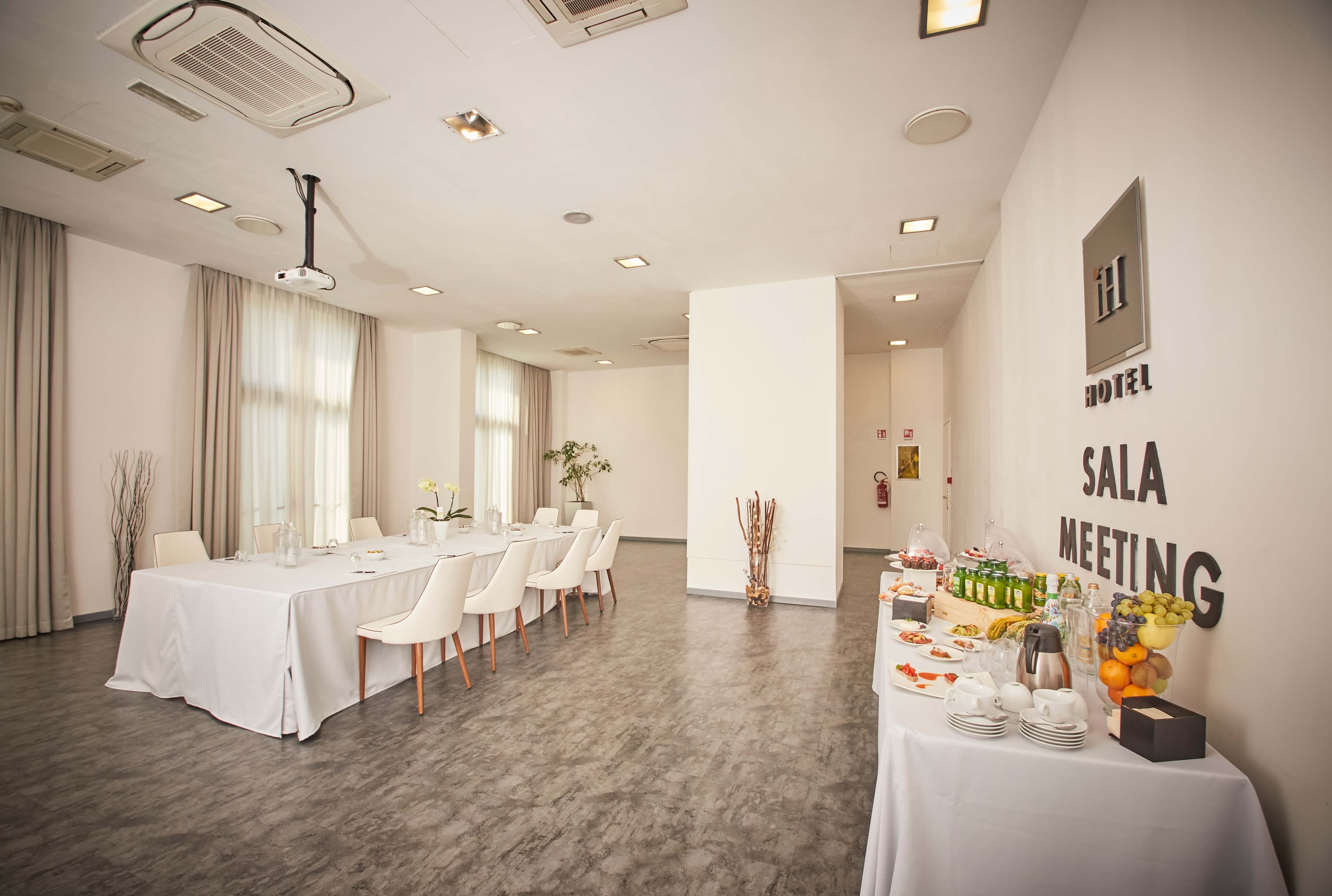 iH Hotels Milano Lorenteggio Ansicht 8