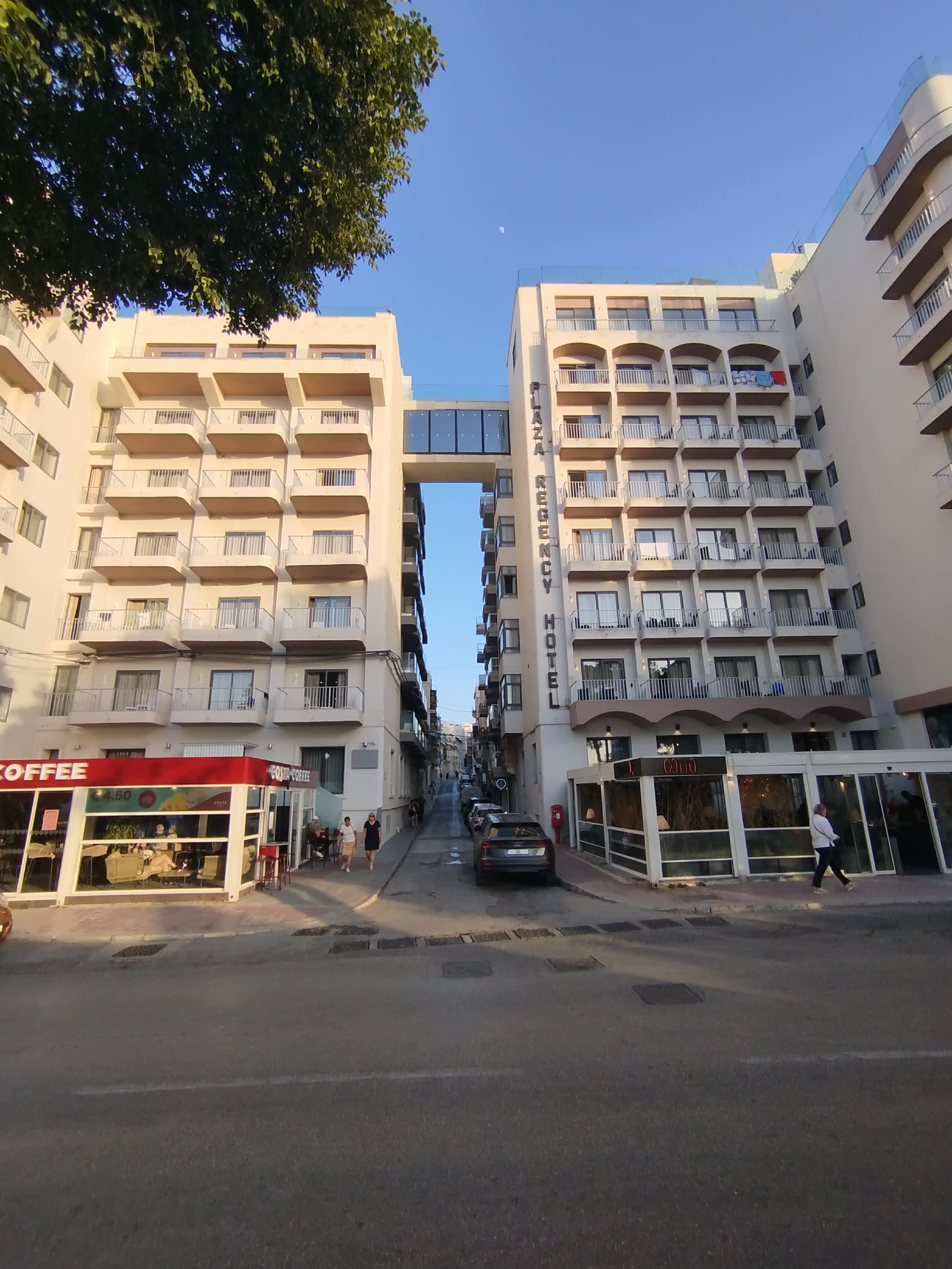 Plaza Regency Hotel Ansicht 9