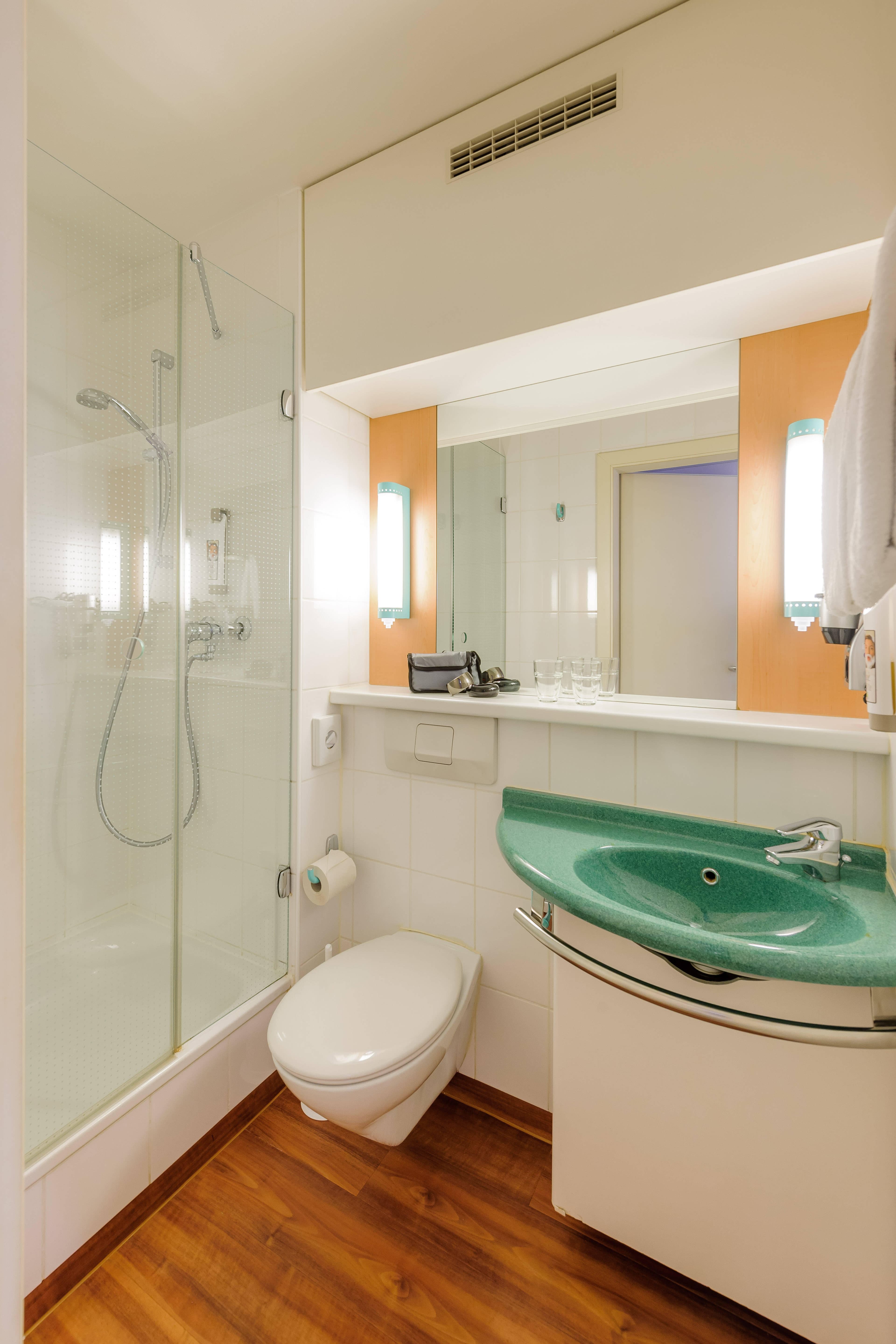 B&B HOTEL München-Schwabing Ansicht 3