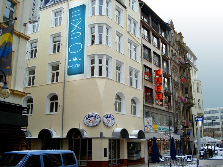 EXPO Hotel
