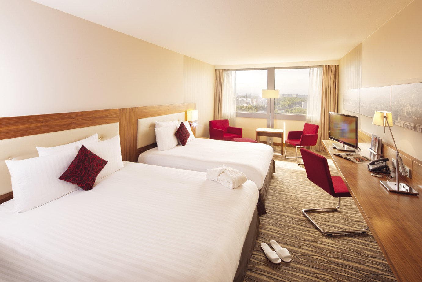 Mövenpick Hotel Geneva Ansicht 2