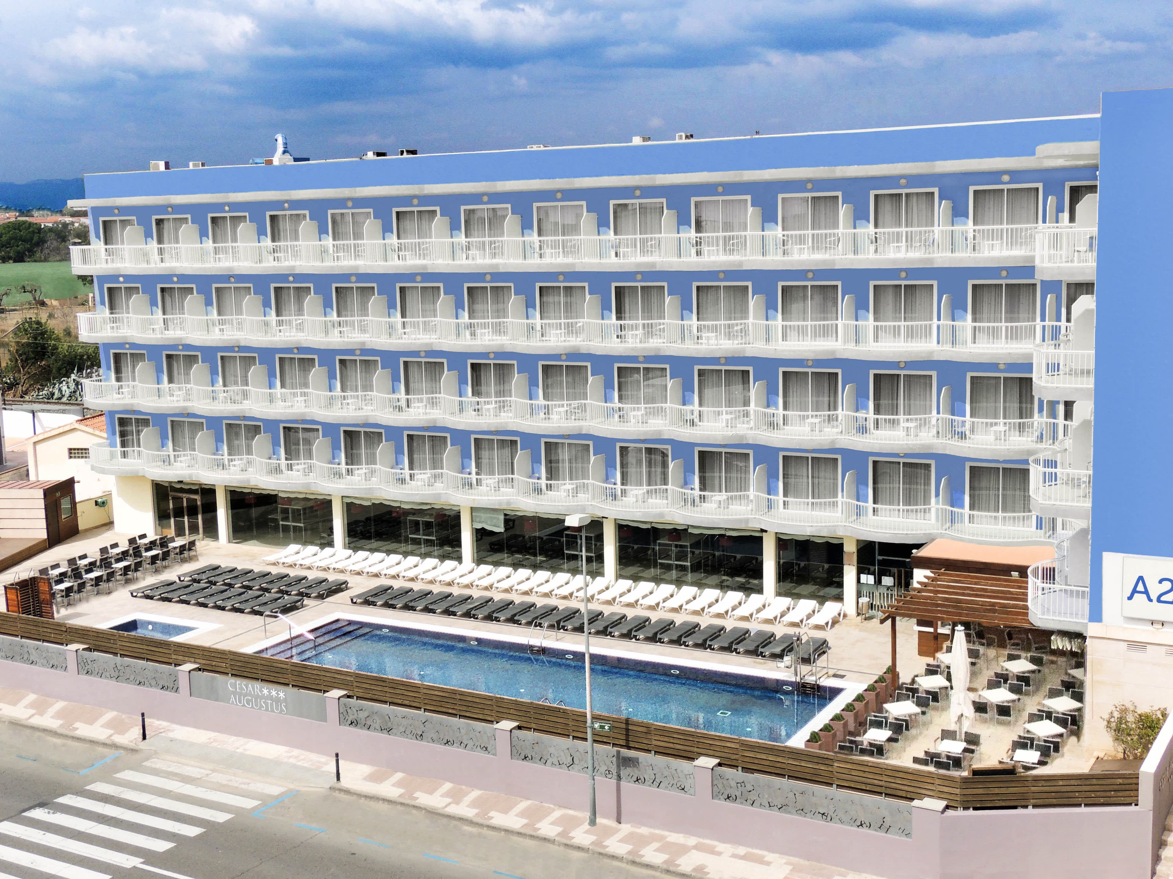 Hotel Cesar Augustus Ansicht 2