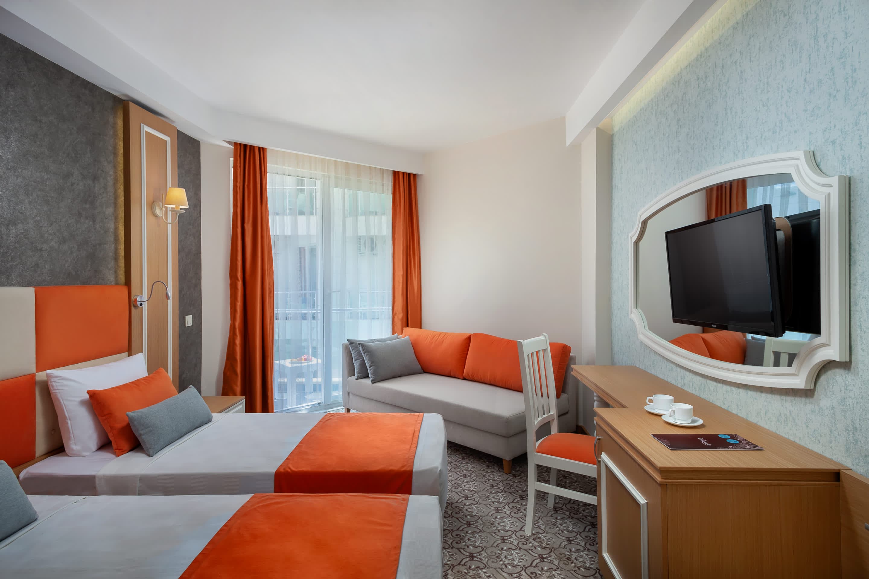 Golden Orange Hotel Ansicht 3