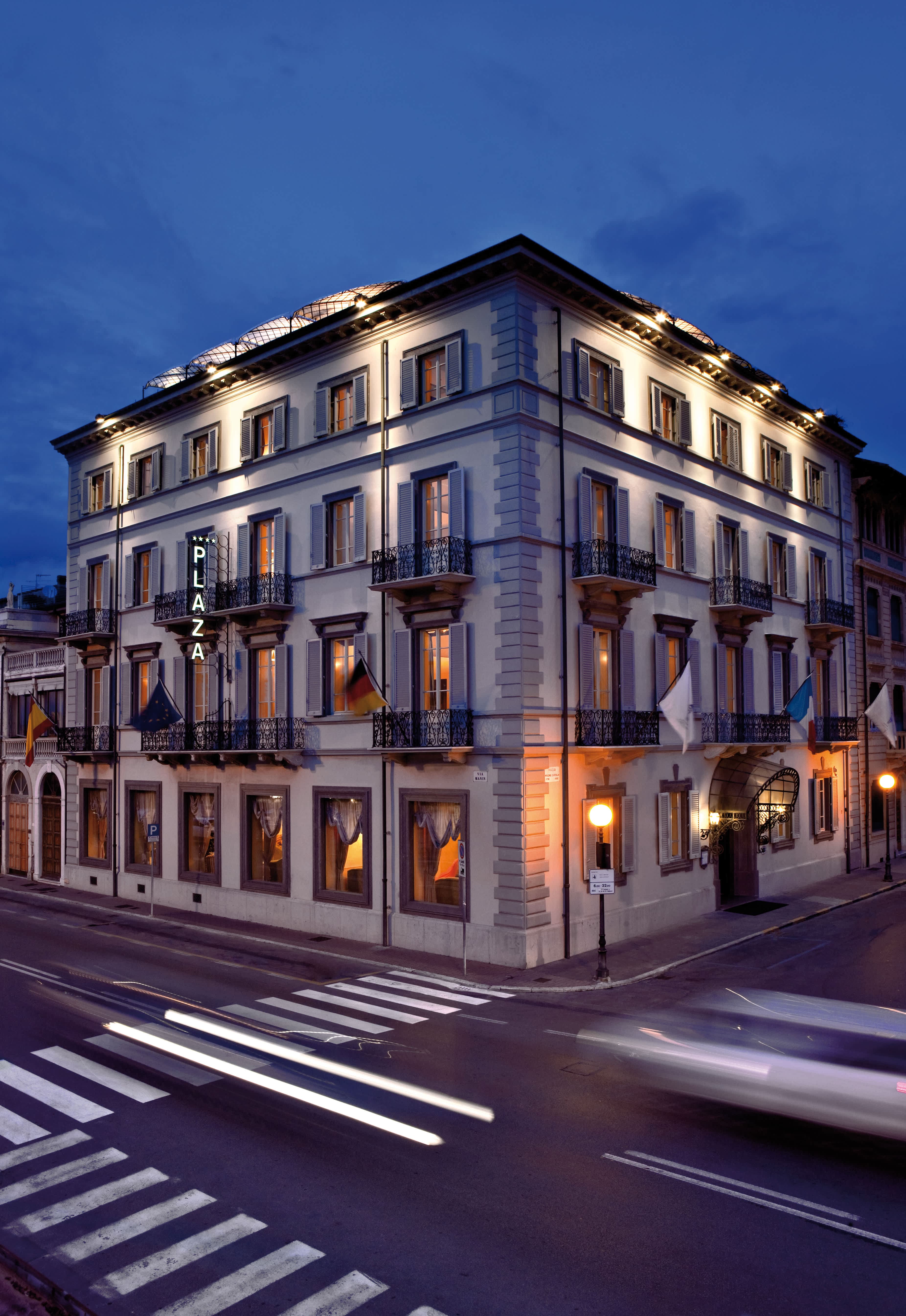 Hotel Plaza E De Russie