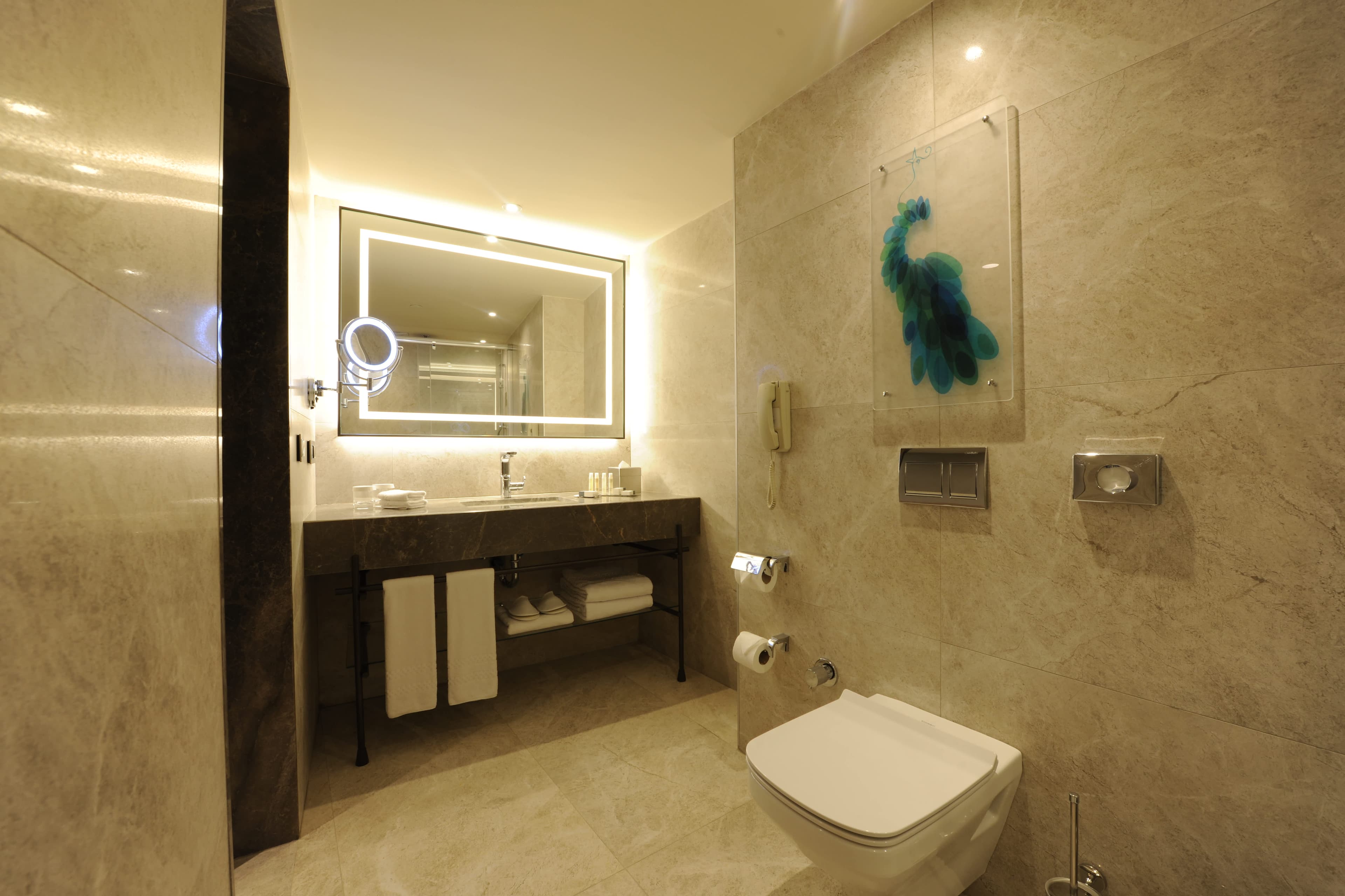 DoubleTree by Hilton Istanbul - Sirkeci Ansicht 3