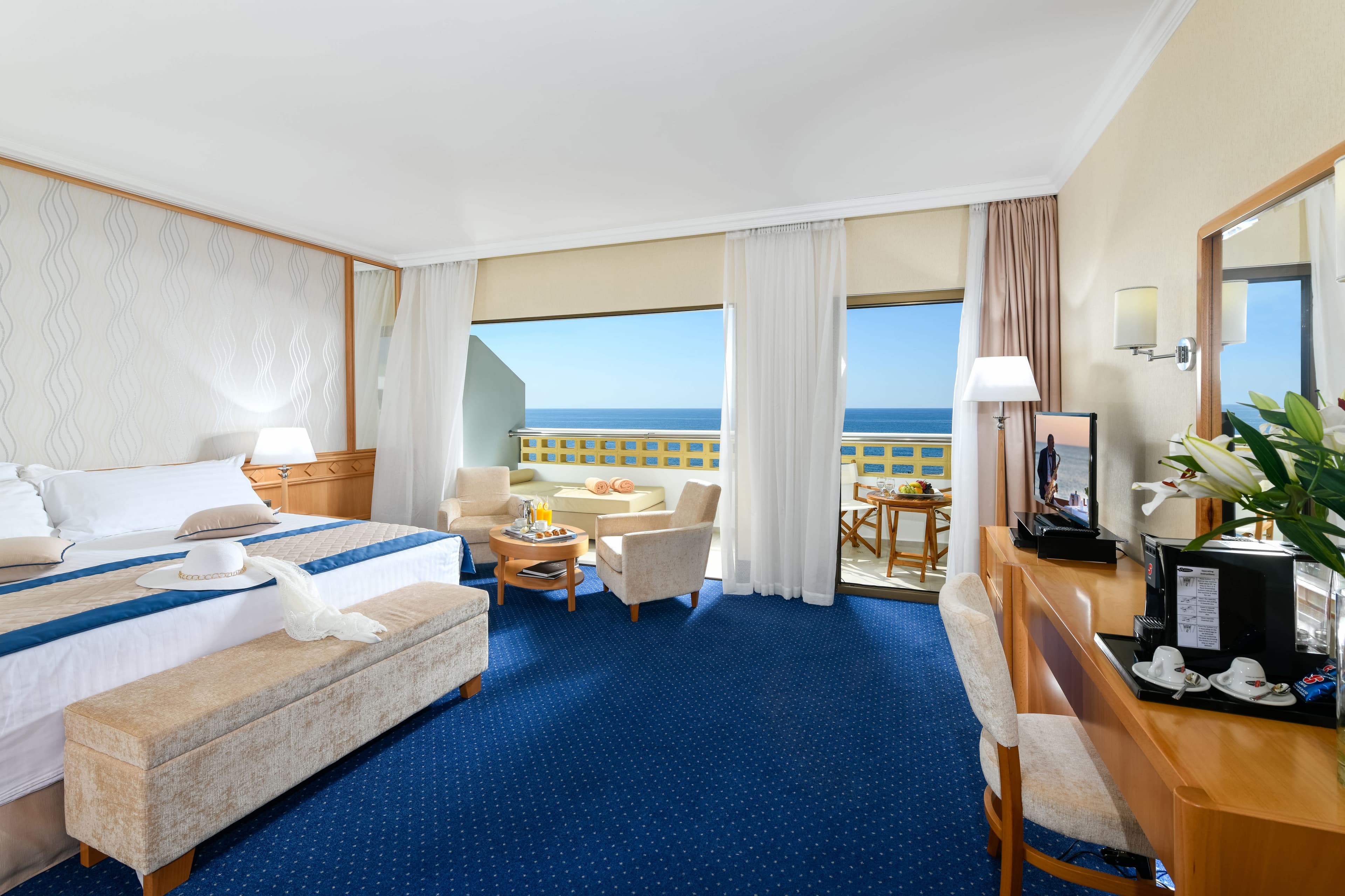 Constantinou Bros Athena Royal Beach Hotel Ansicht 5