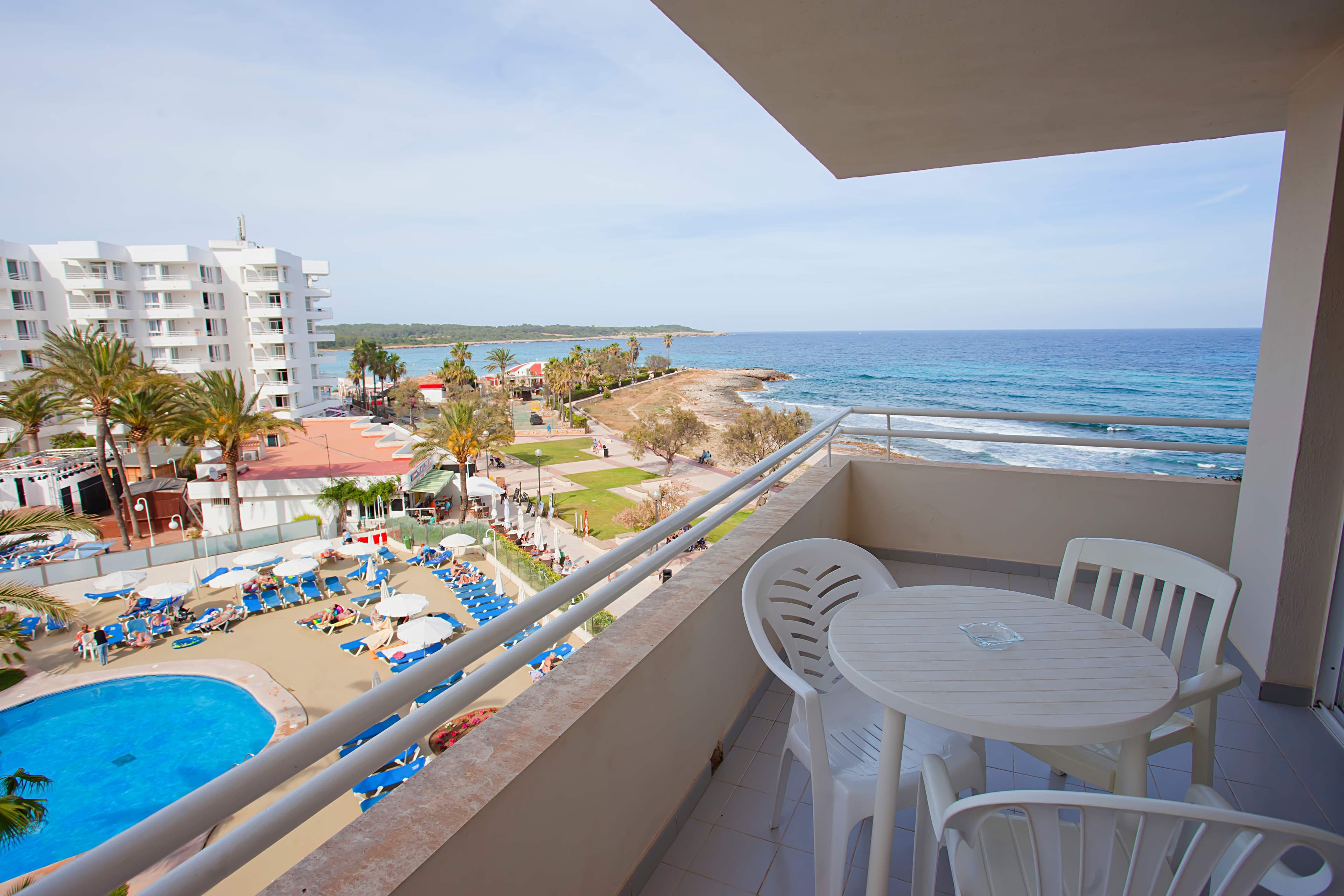 Aparthotel Playa Dorada Ansicht 2