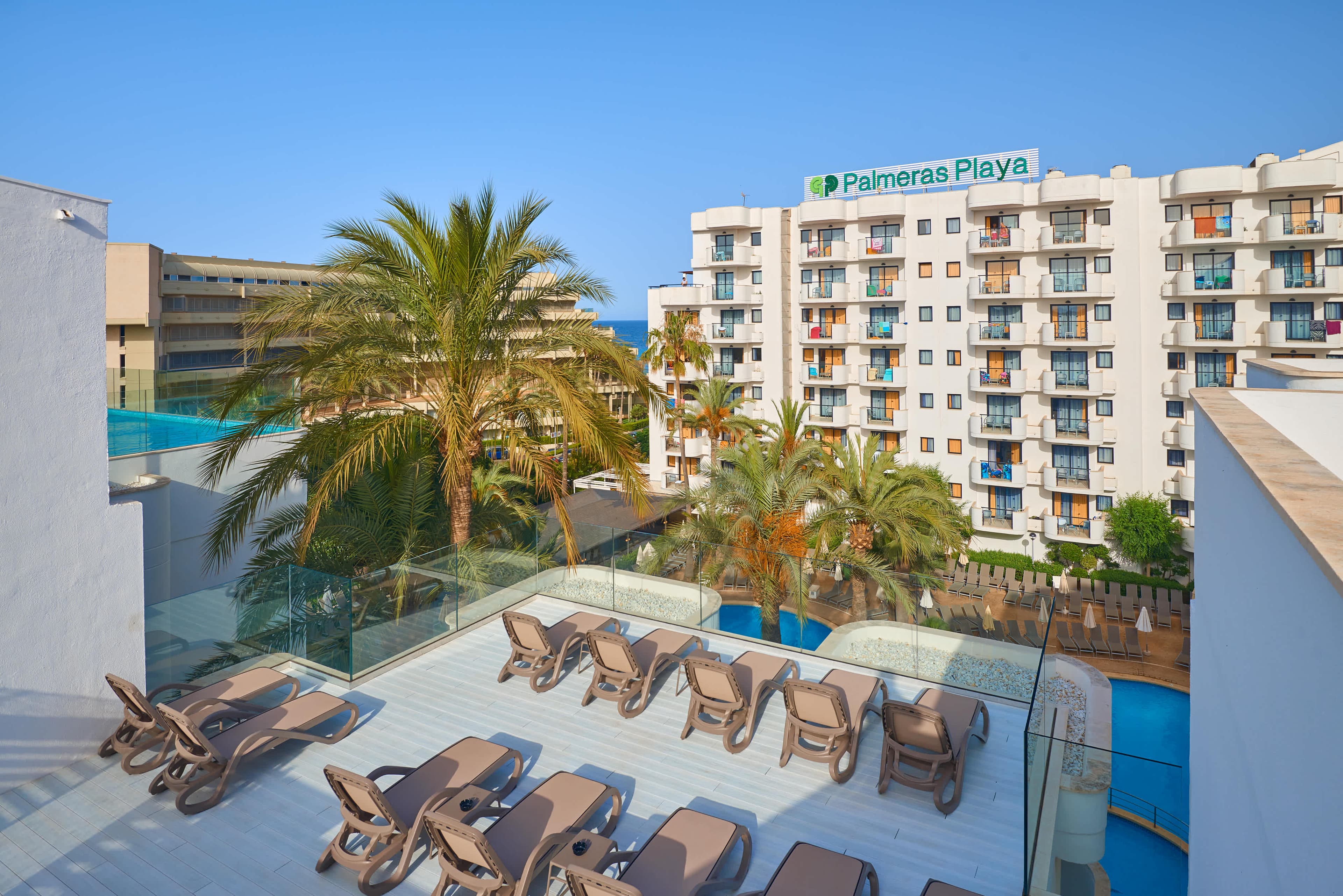 Protur Palmeras Playa Aparthotel Ansicht 2