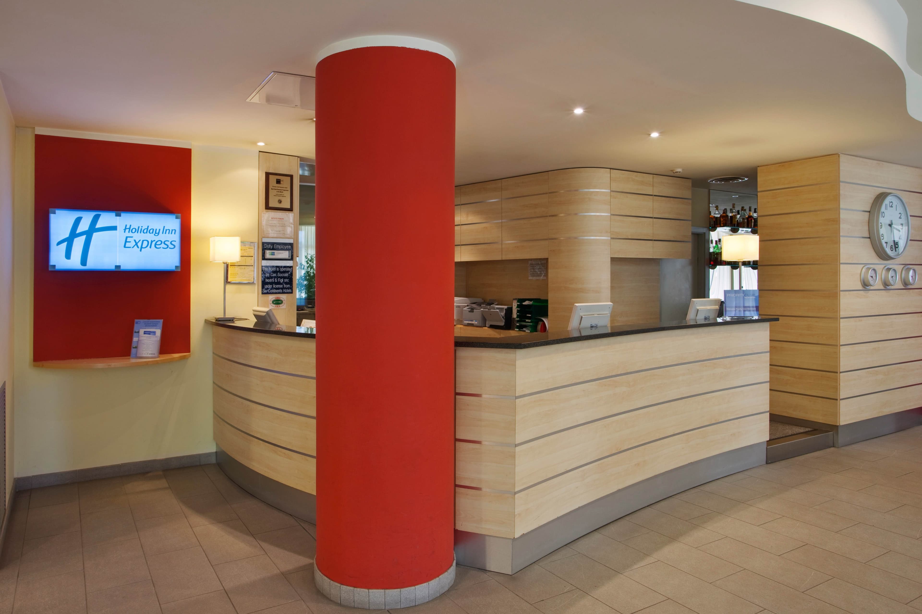 Hotel Holiday Inn Express Parma Ansicht 7