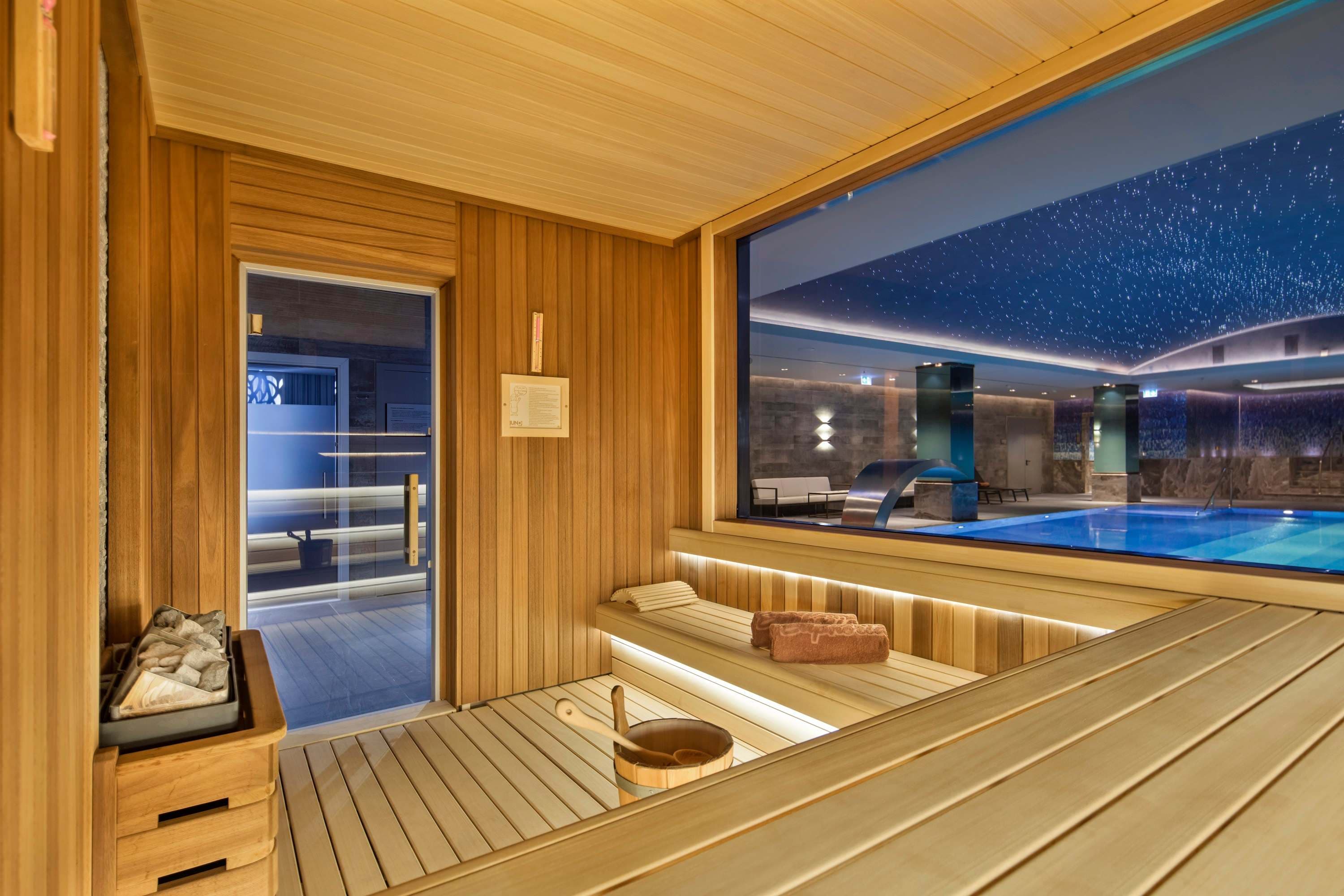 DoubleTree by Hilton Skopje Ansicht 8
