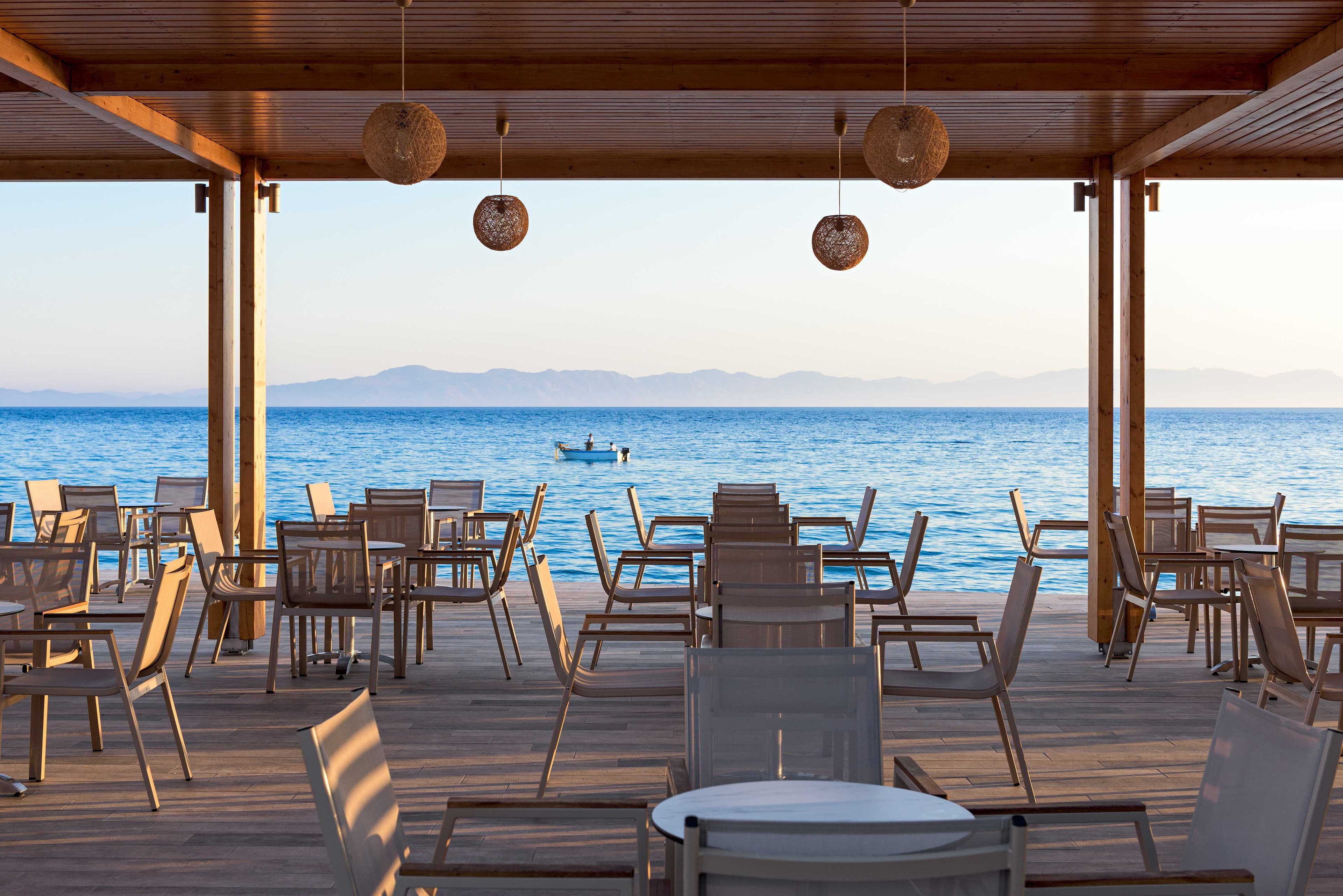 Avra Beach Resort Hotel & Bungalows Ansicht 2